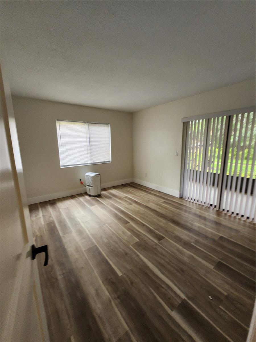 Image 3 of 6 For 11809 Raintree Lake Lane B