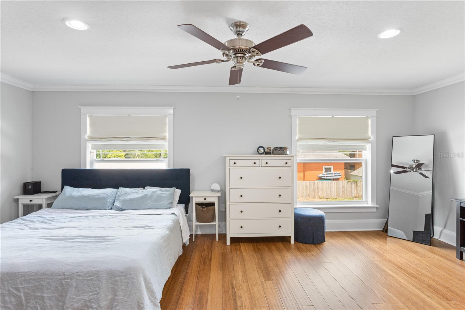 Image 17 of 31 For 117 Giddens Avenue