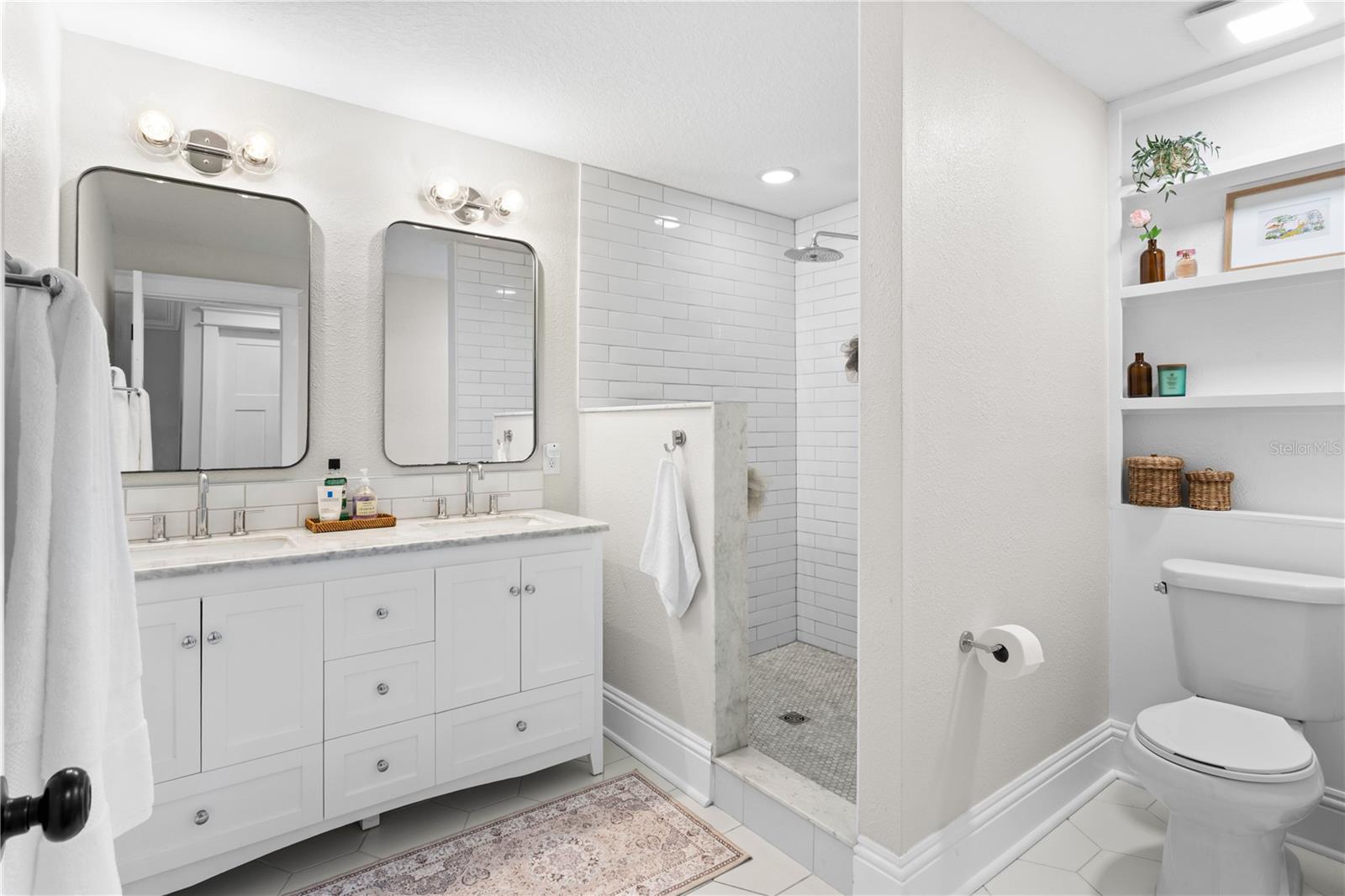 Image 19 of 31 For 117 Giddens Avenue