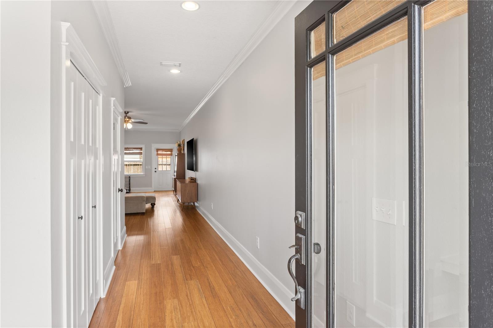 Image 5 of 31 For 117 Giddens Avenue