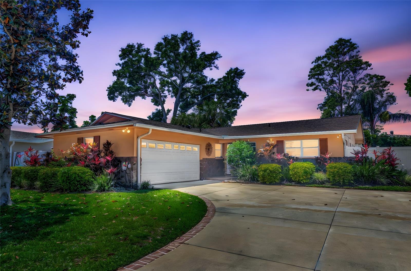 Details for 13140 111th Lane, LARGO, FL 33778