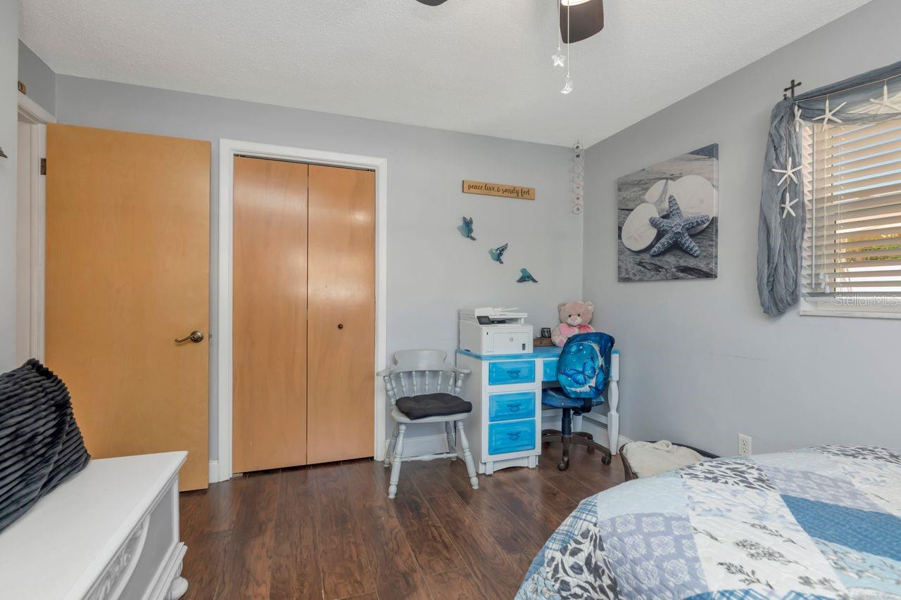 Image 16 of 28 For 13140 111th Lane