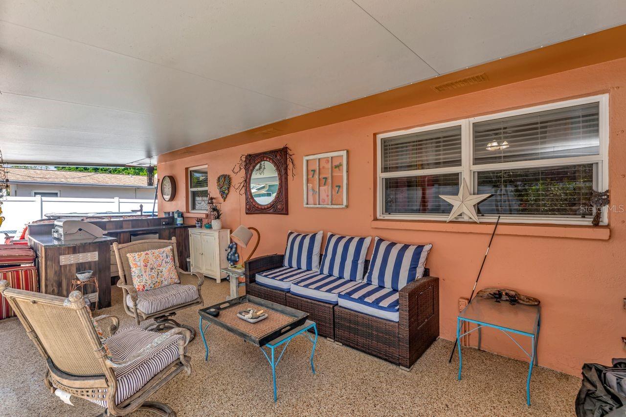 Image 20 of 28 For 13140 111th Lane