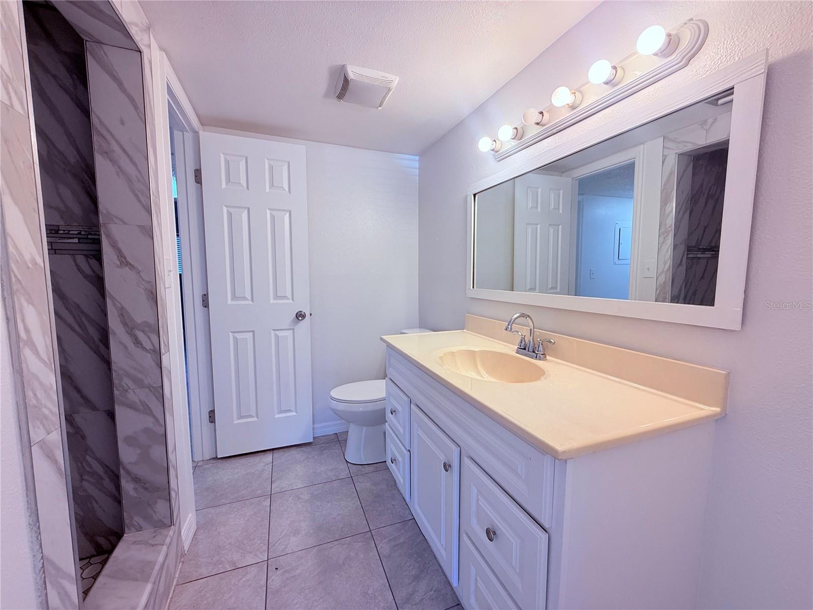 Image 16 of 29 For 6332 Newtown Cir  A4