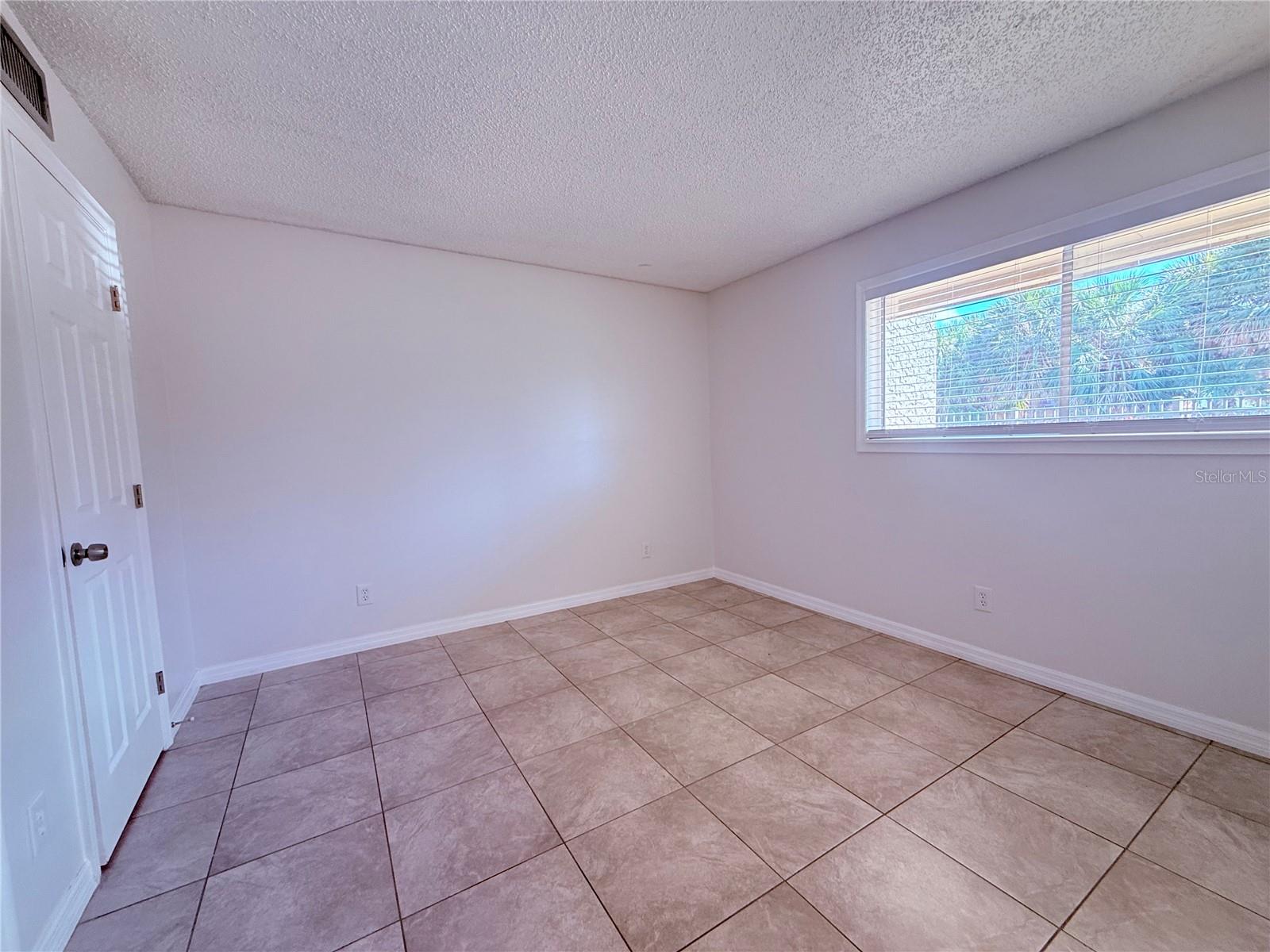 Image 21 of 29 For 6332 Newtown Cir  A4