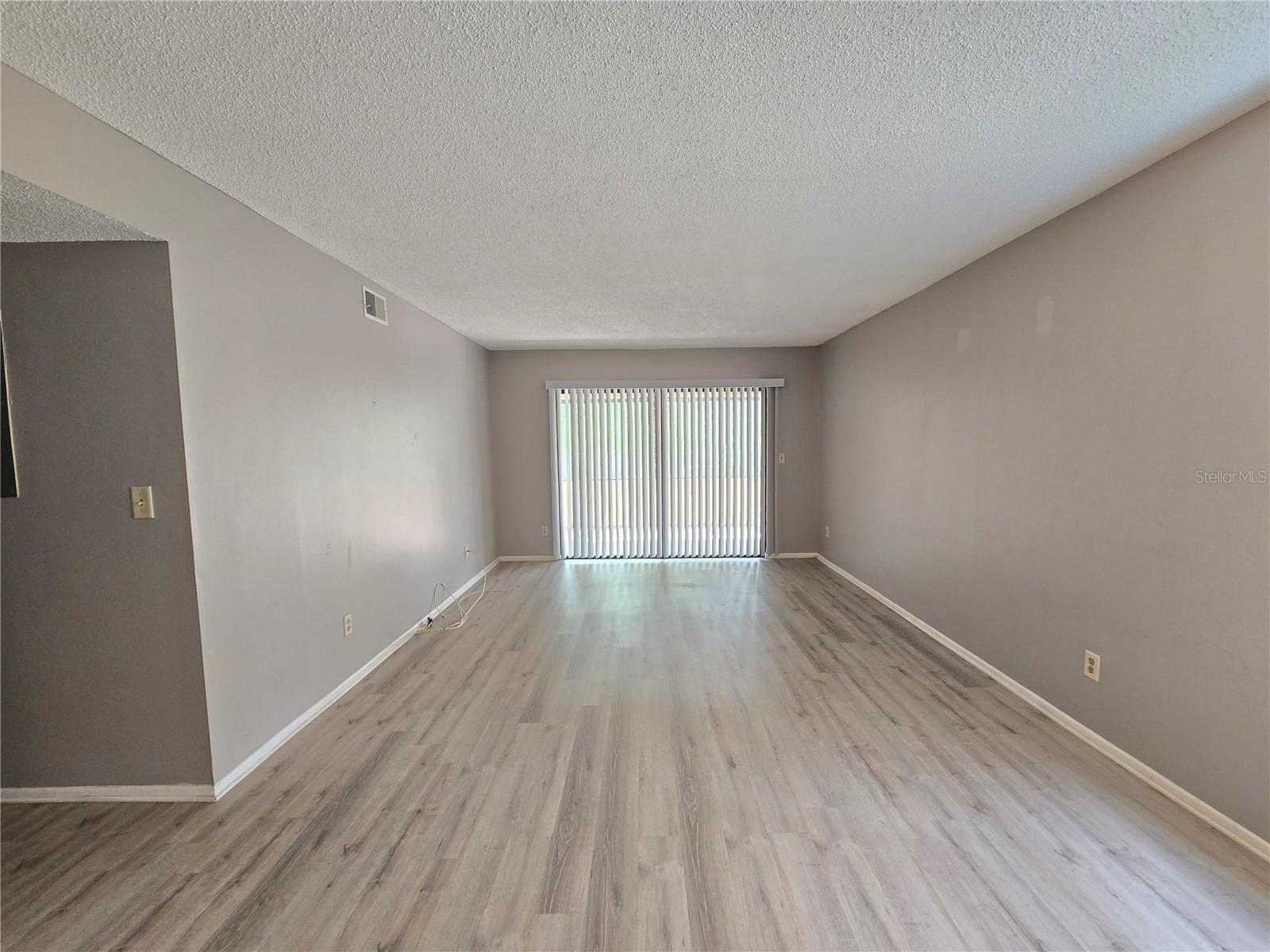 Image 13 of 23 For 7838 Niagara Avenue 305