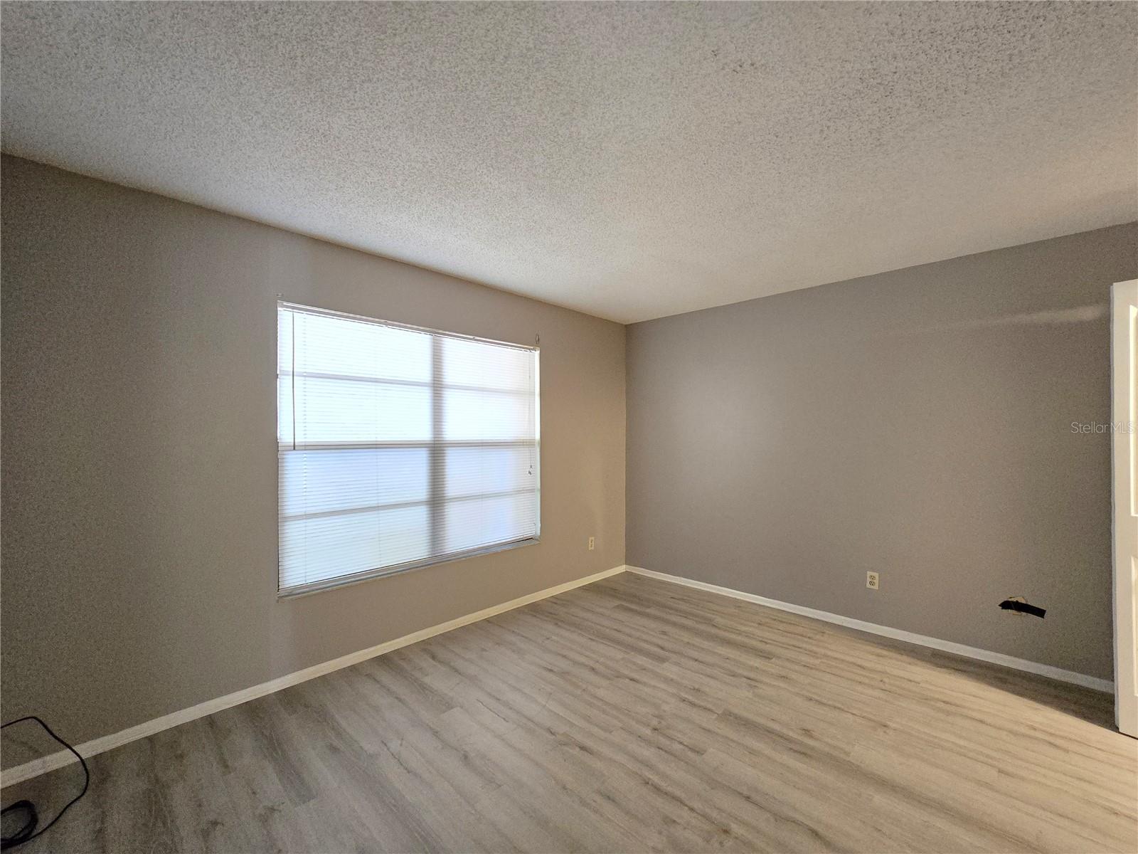 Image 18 of 23 For 7838 Niagara Avenue 305