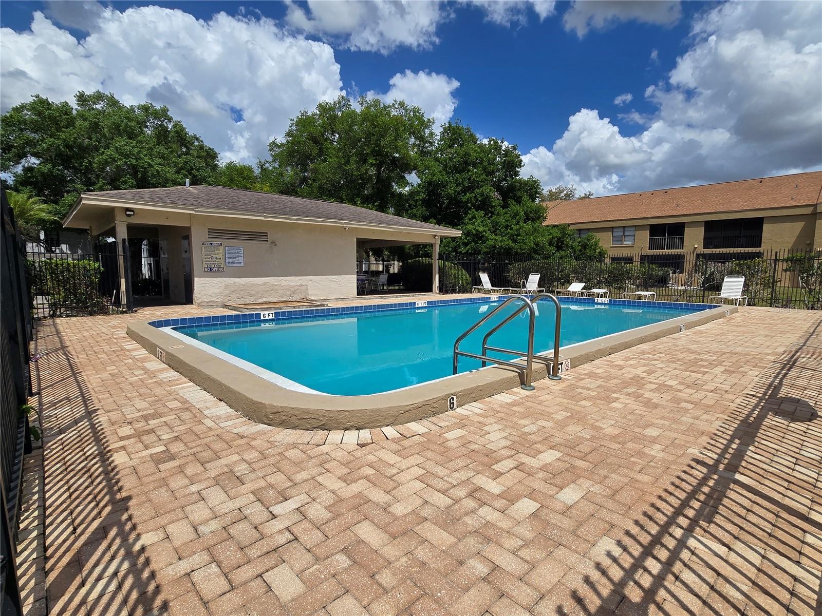 Image 20 of 23 For 7838 Niagara Avenue 305