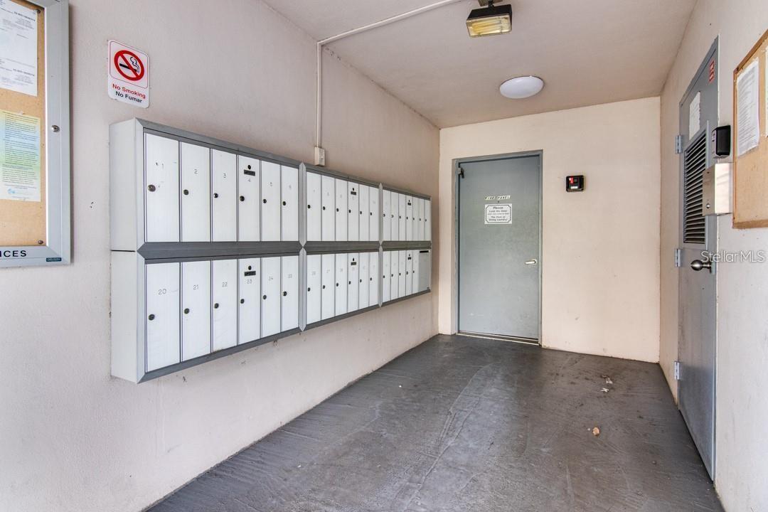 Image 17 of 27 For 1303 Hercules Avenue 19