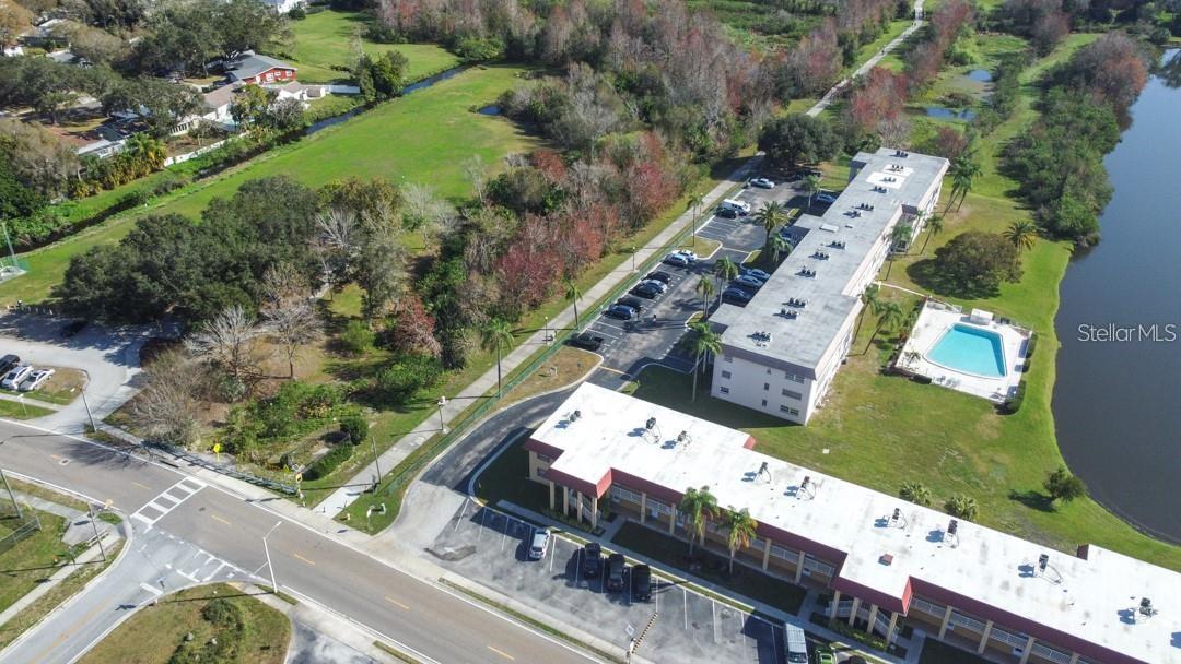 Image 18 of 27 For 1303 Hercules Avenue 19