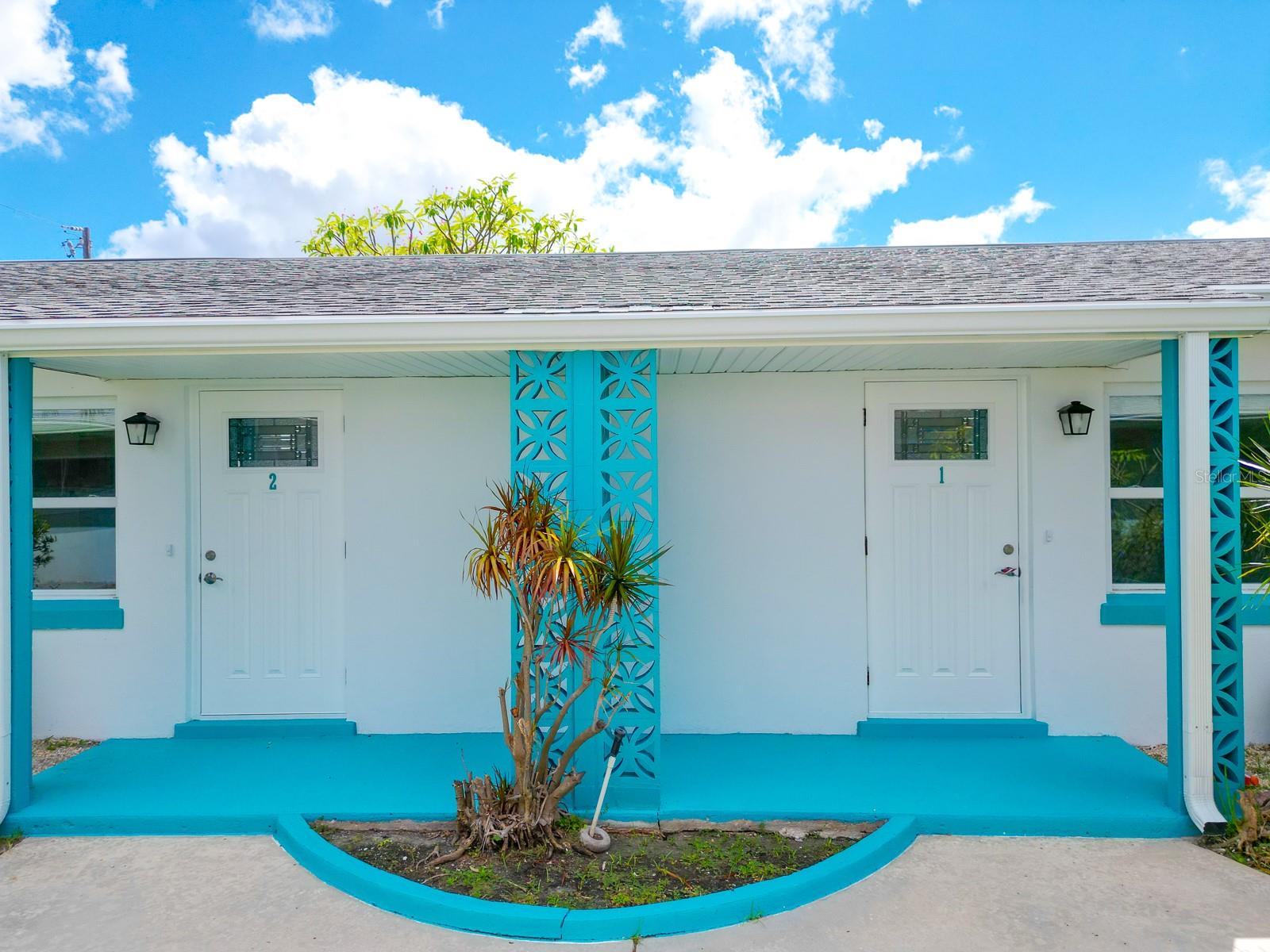 Image 7 of 67 For 11295 1st Street E