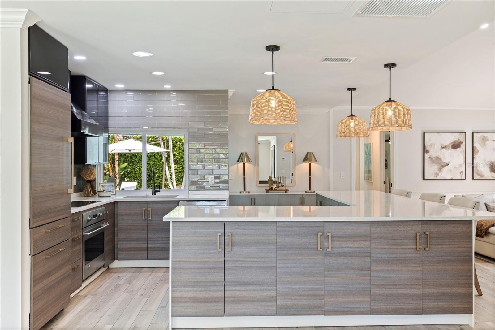 Image 16 of 48 For 7108 Pelican Island Drive