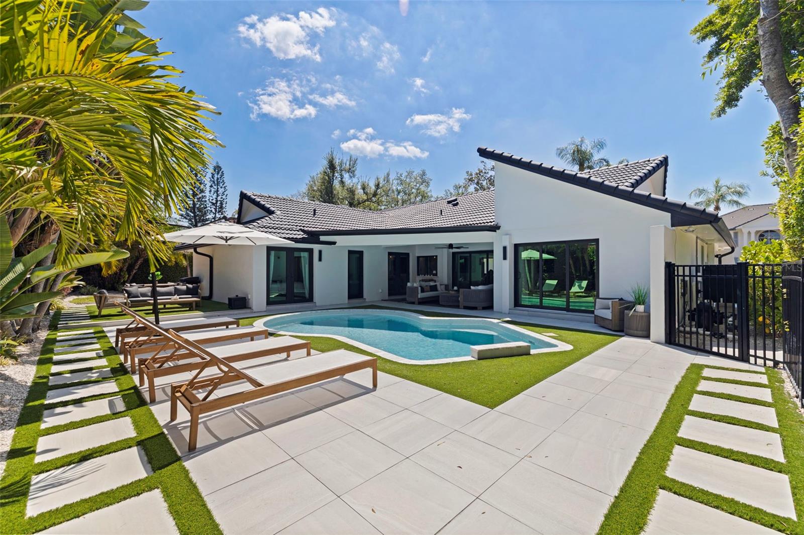 Image 2 of 48 For 7108 Pelican Island Drive