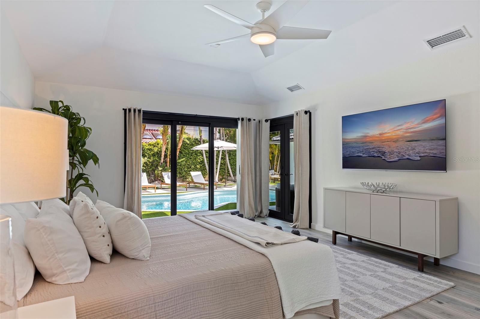 Image 30 of 48 For 7108 Pelican Island Drive