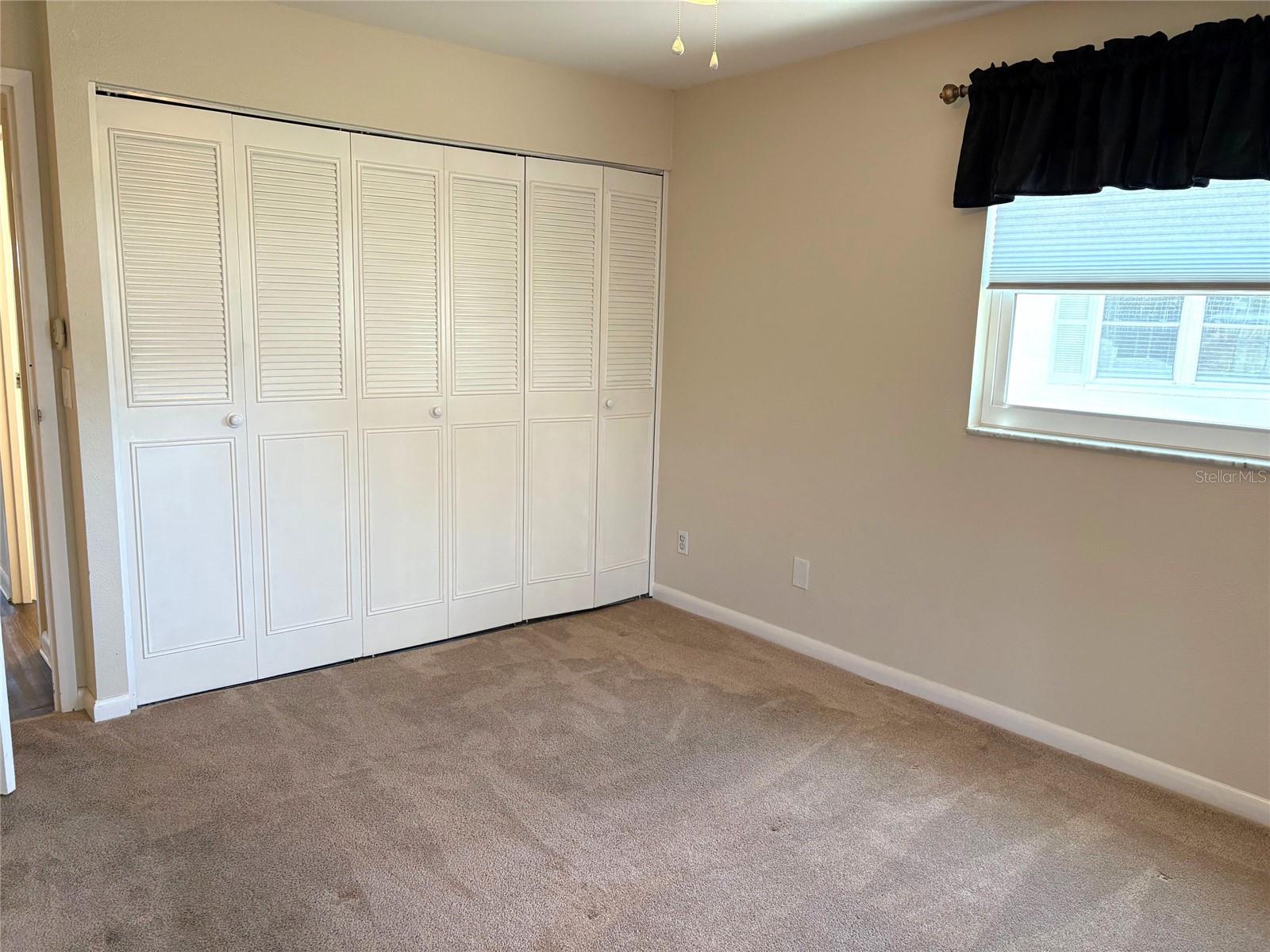 Image 14 of 36 For 2202 Clubhouse Drive 185