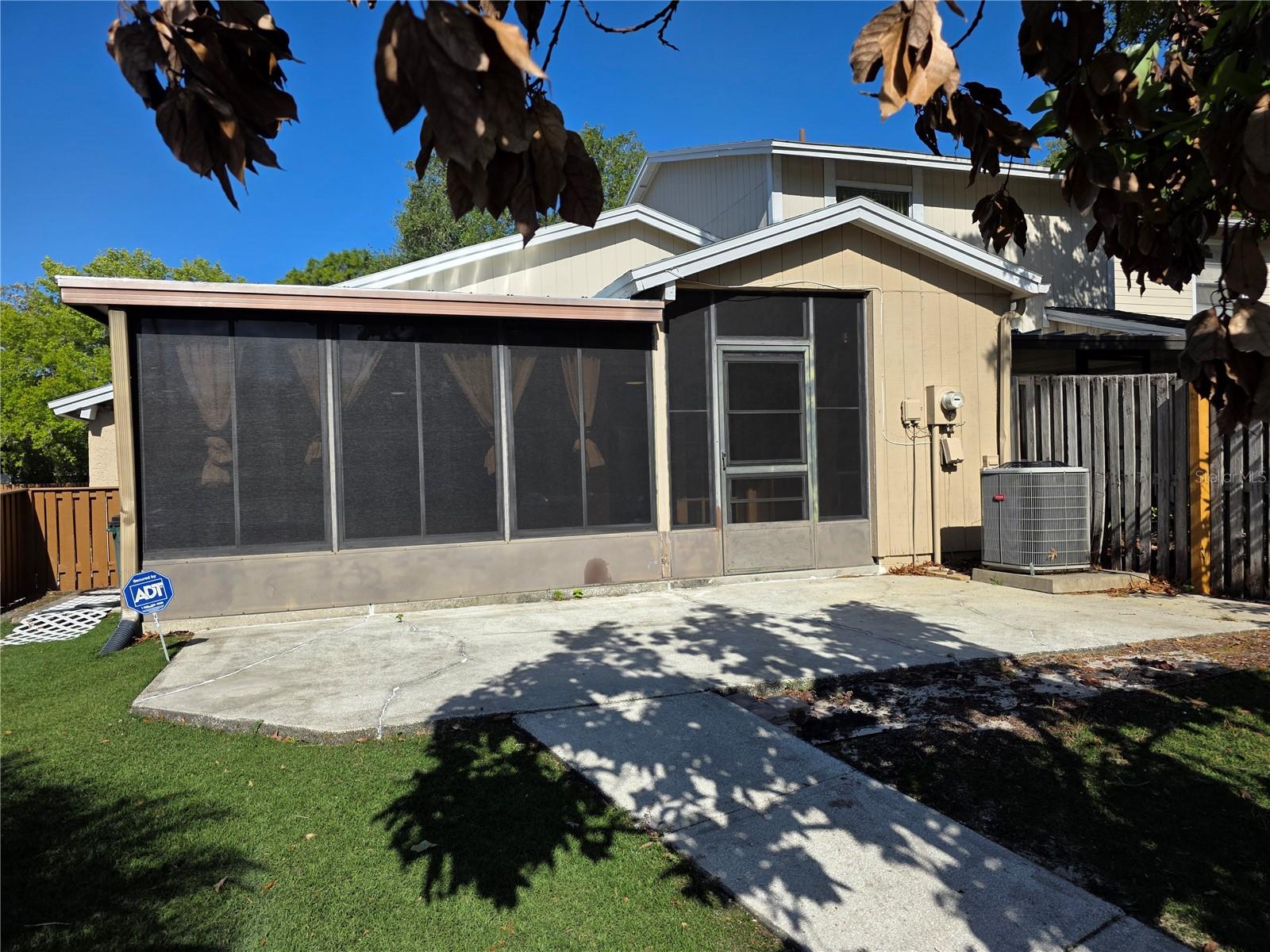 Image 30 of 46 For 14602 Pine Glen Circle