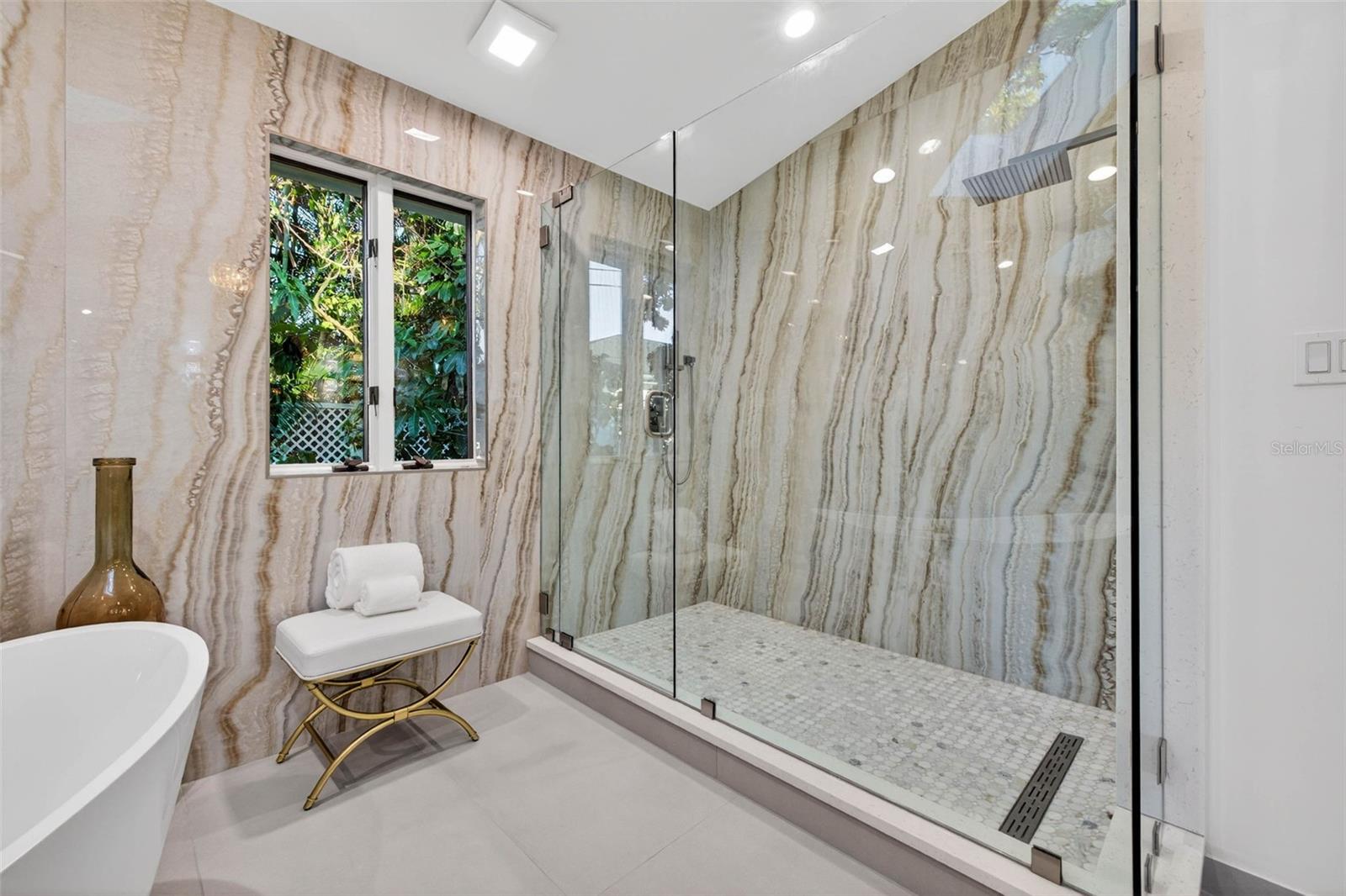 Image 45 of 79 For 1222 Brightwaters Boulevard Ne