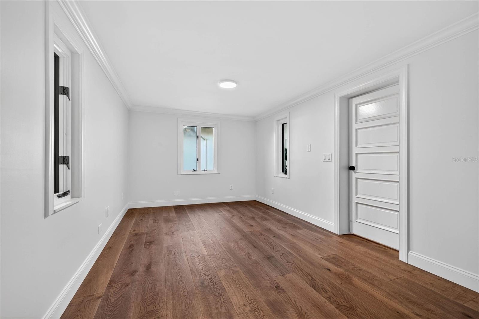 Image 50 of 79 For 1222 Brightwaters Boulevard Ne