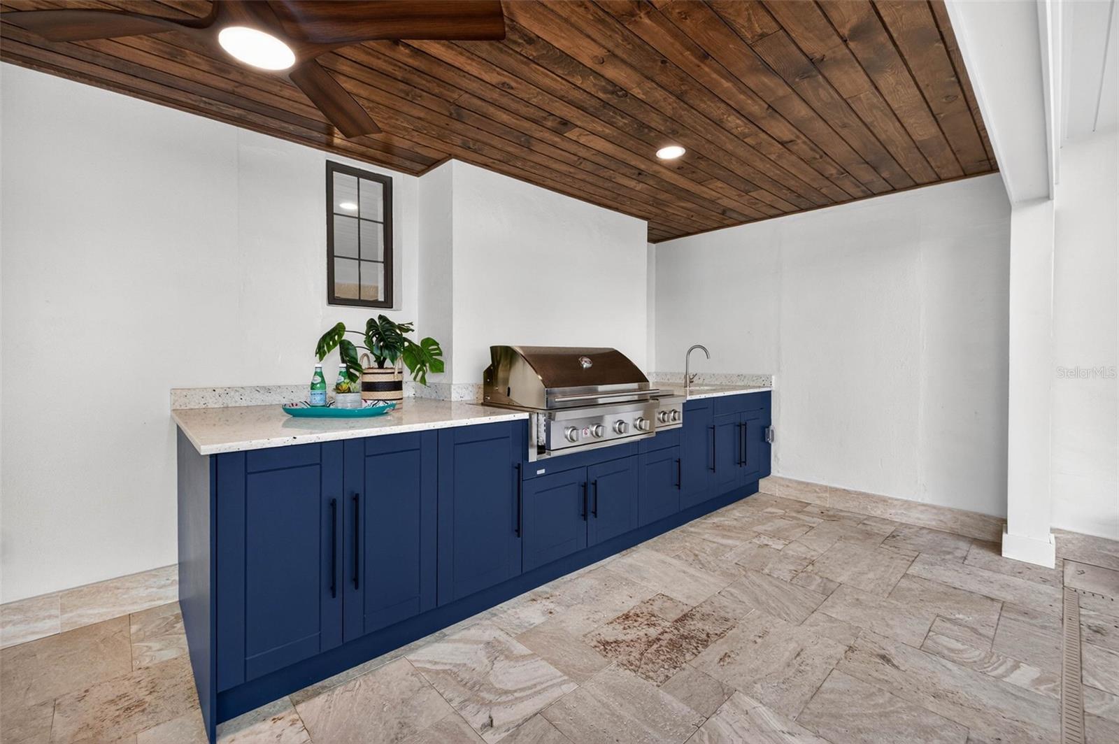 Image 55 of 79 For 1222 Brightwaters Boulevard Ne