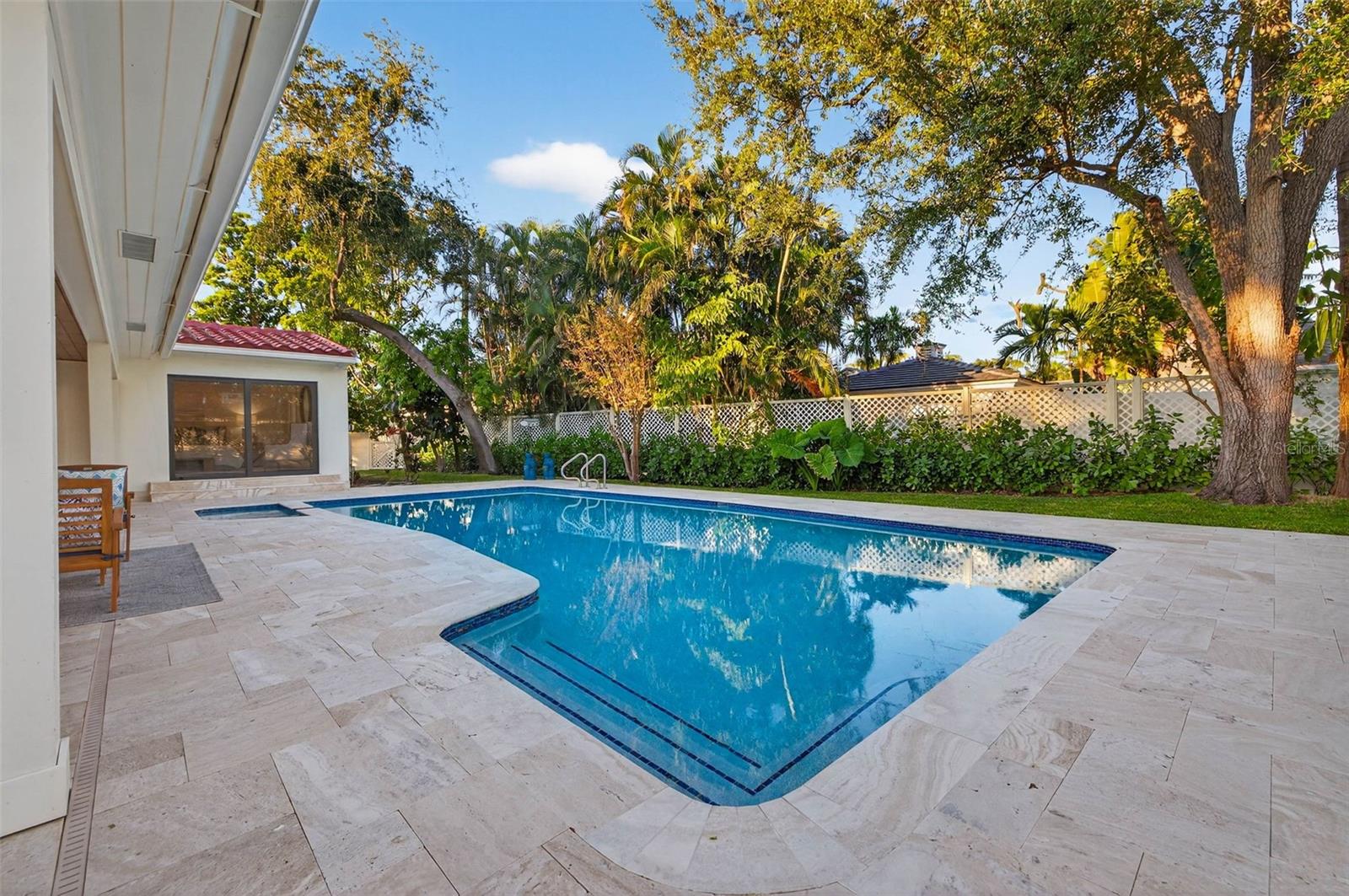 Image 67 of 79 For 1222 Brightwaters Boulevard Ne