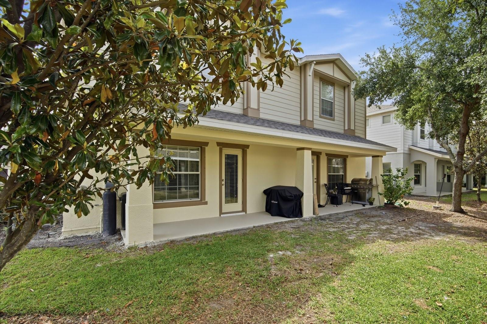Listing photo id 26 for 4711 Chatterton Way