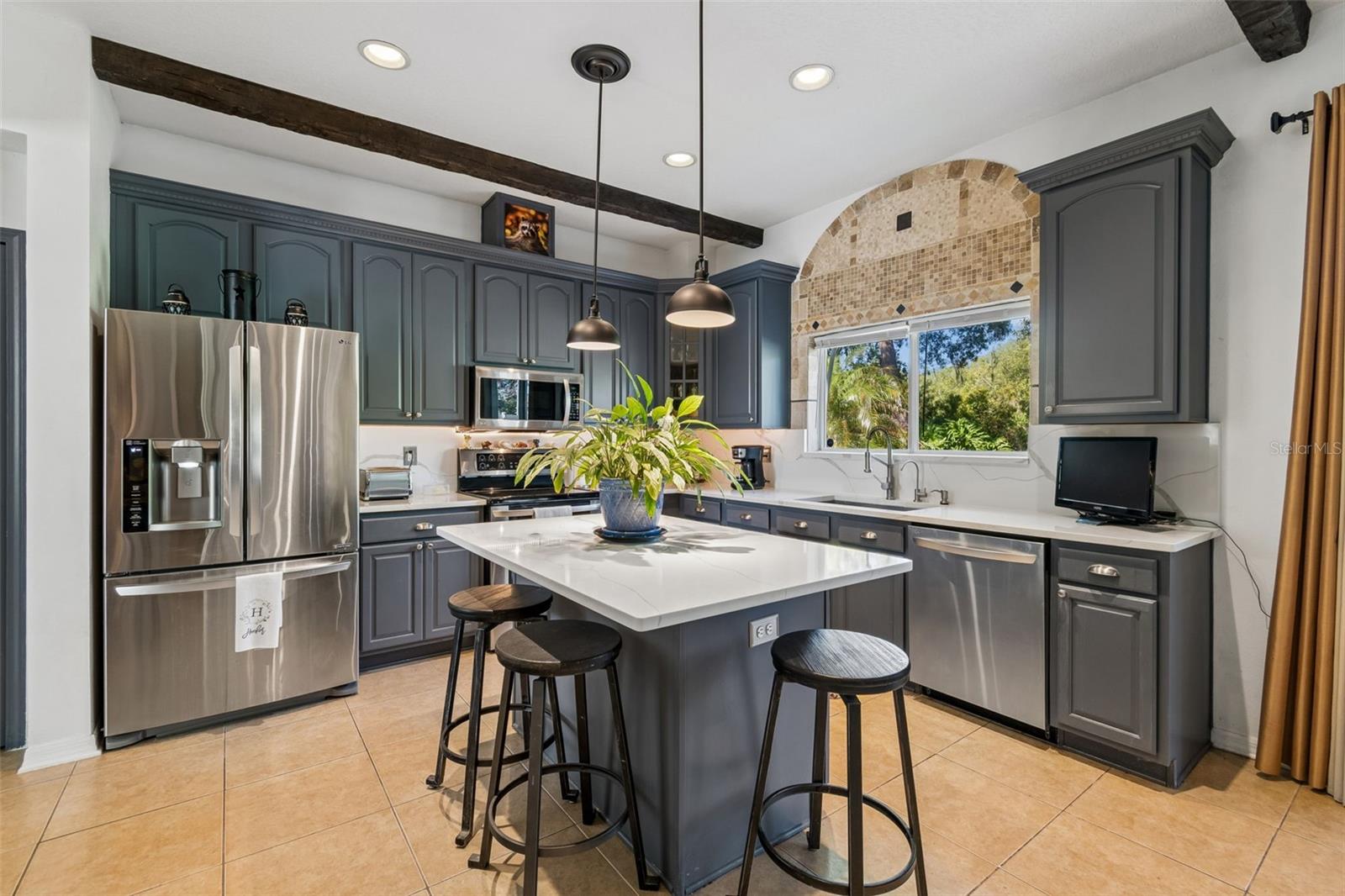 Listing photo id 10 for 11718 Stonewood Gate Drive