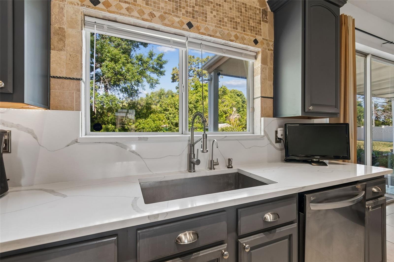 Listing photo id 14 for 11718 Stonewood Gate Drive