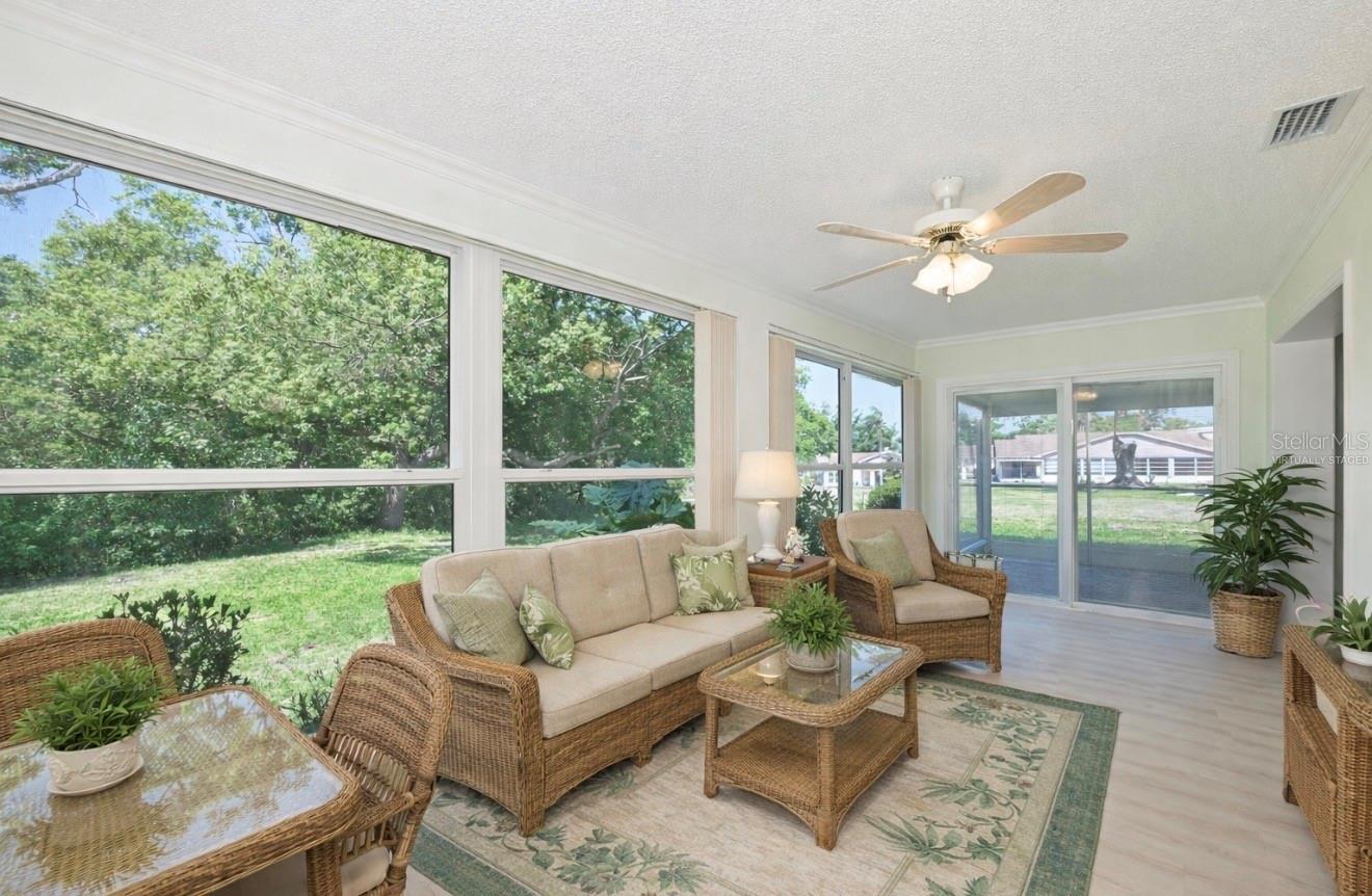 Image 13 of 99 For 511 Finsbury Circle B