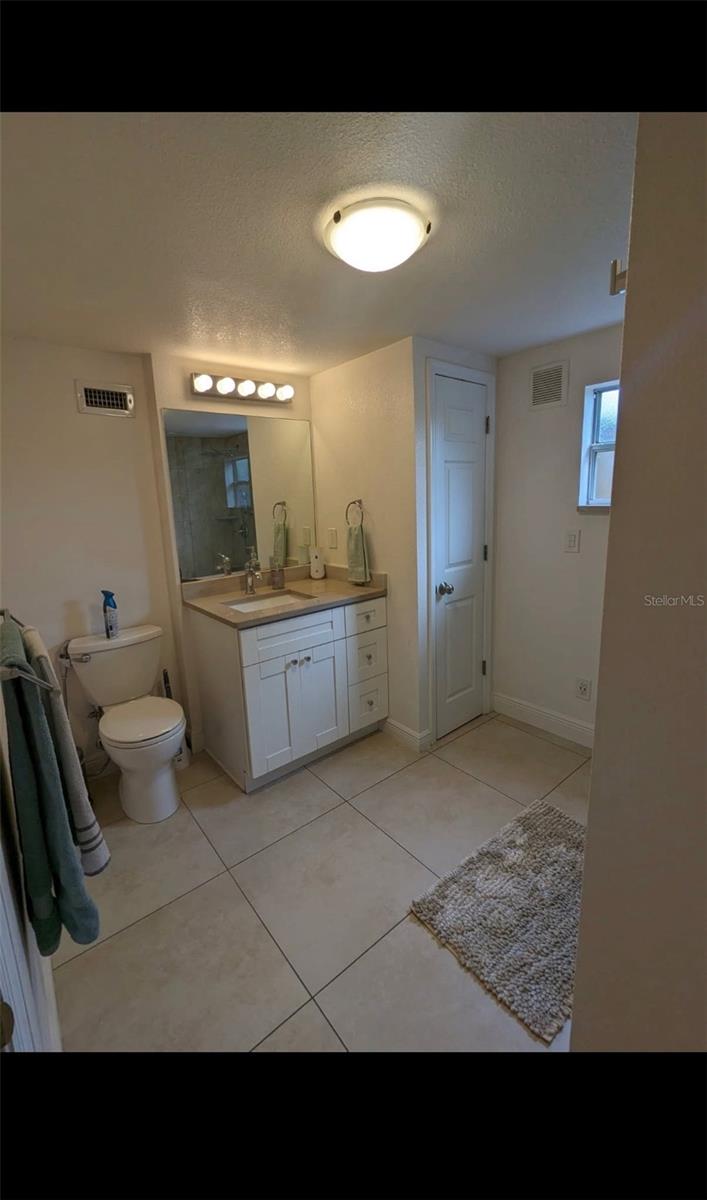 Image 8 of 10 For 203 Crest 1-2 Avenue