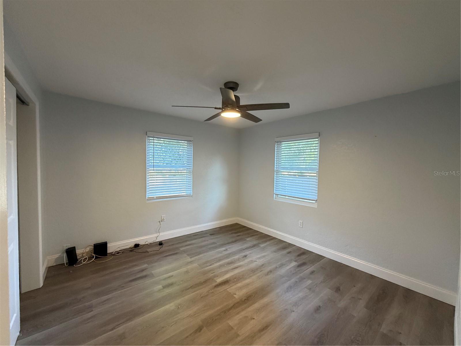 Image 19 of 23 For 1947 Chenango Avenue