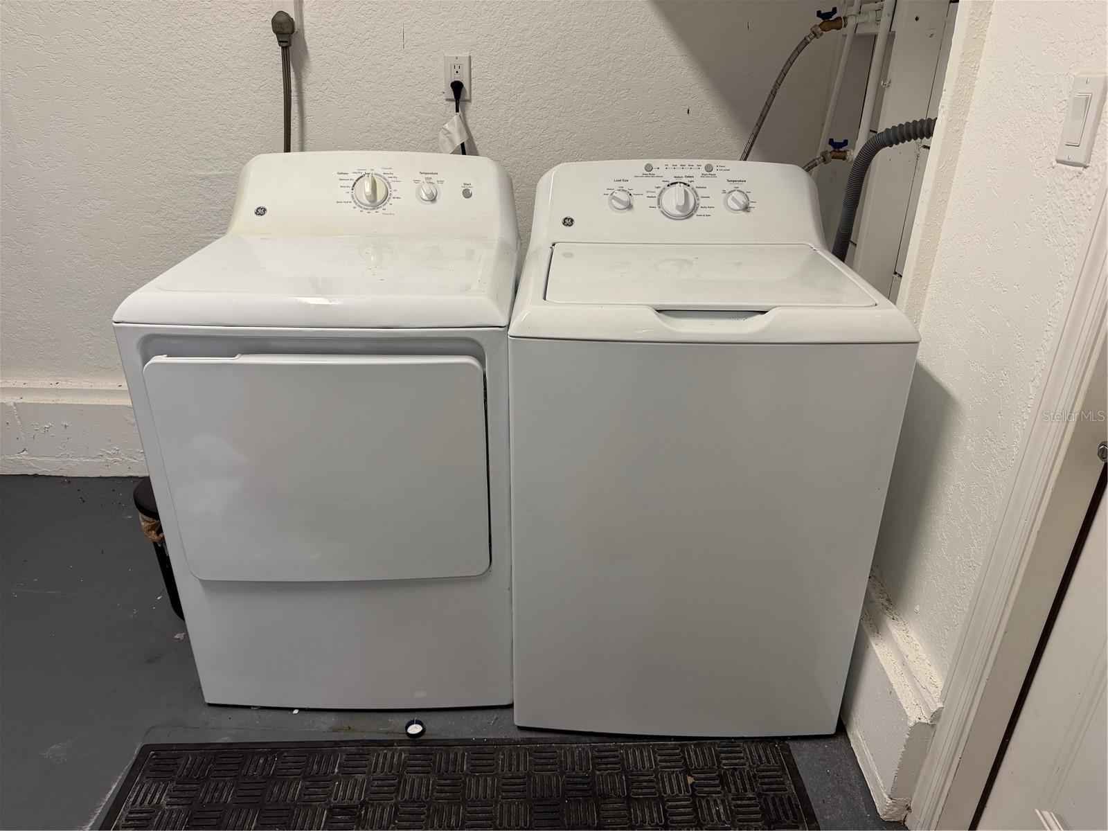 Image 20 of 23 For 1947 Chenango Avenue