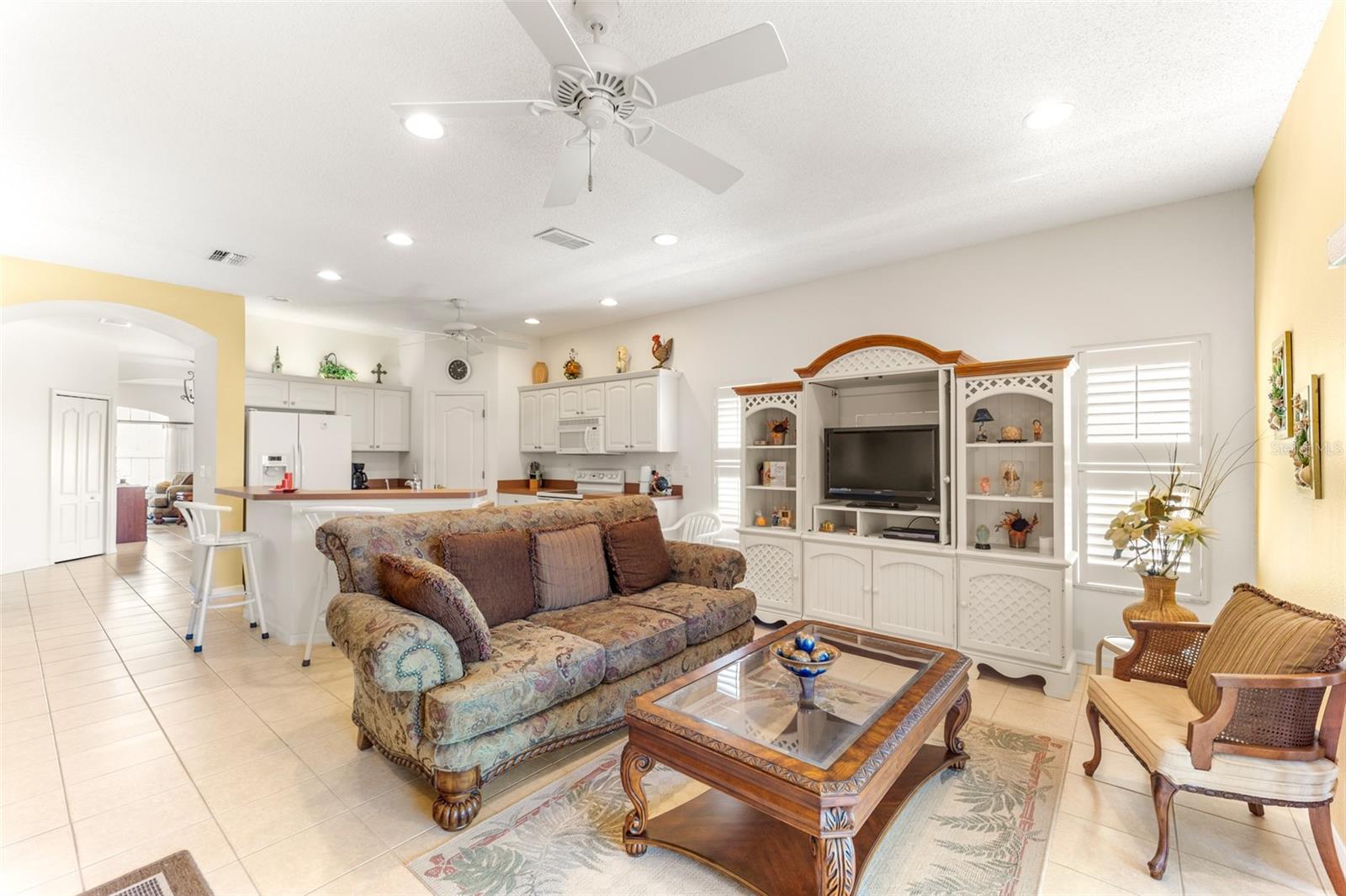 Image 21 of 95 For 2815 Wood Pointe Drive