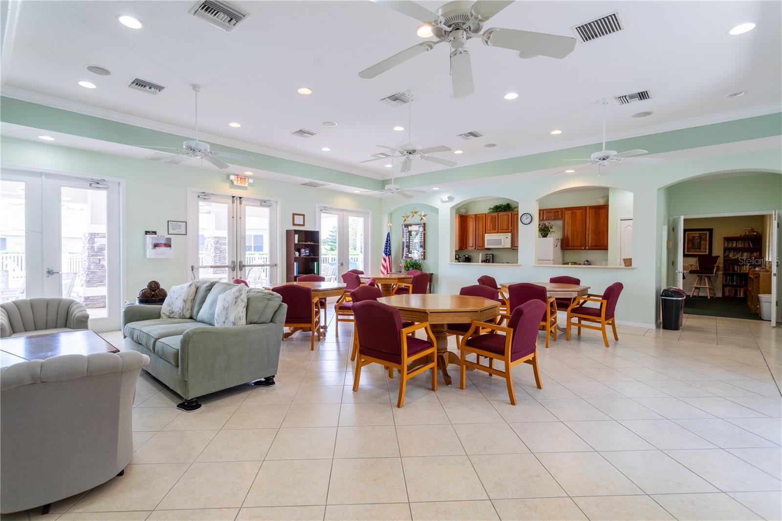 Image 69 of 95 For 2815 Wood Pointe Drive