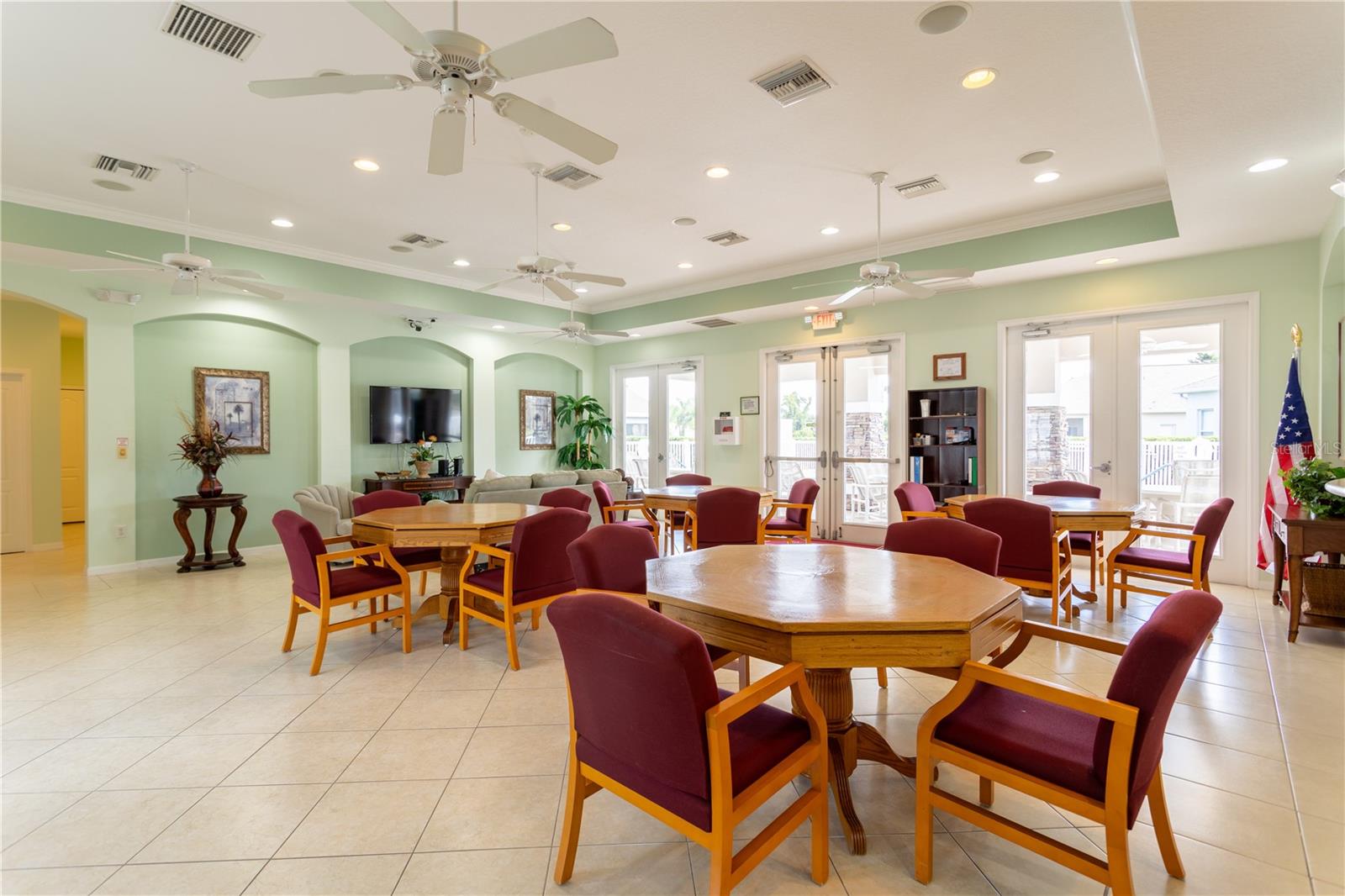 Image 71 of 95 For 2815 Wood Pointe Drive