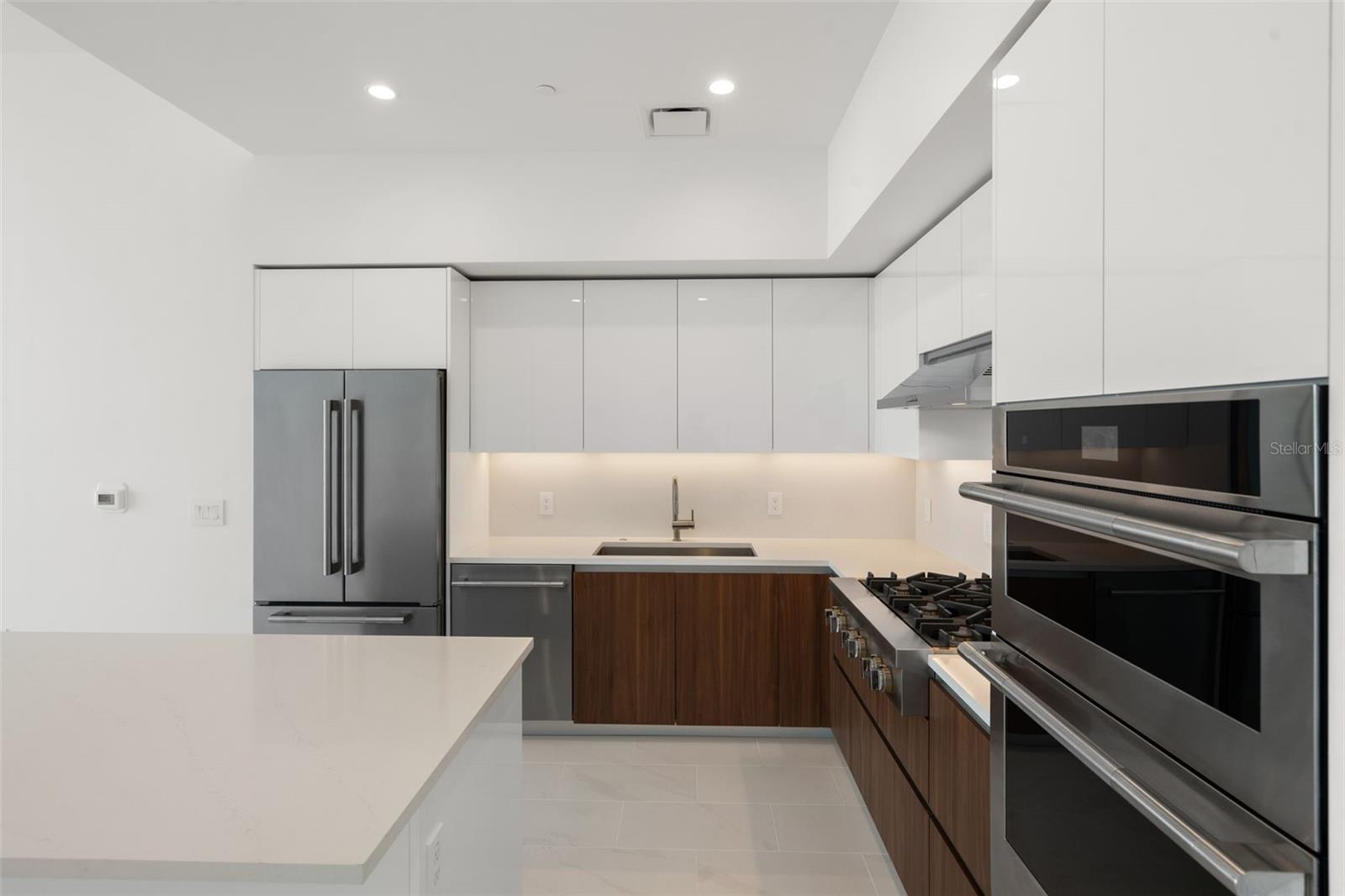 Image 19 of 39 For 400 Central Avenue 1909