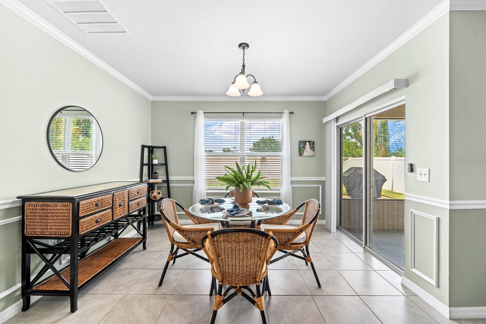 Image 9 of 31 For 2411 Mizner Bay Avenue