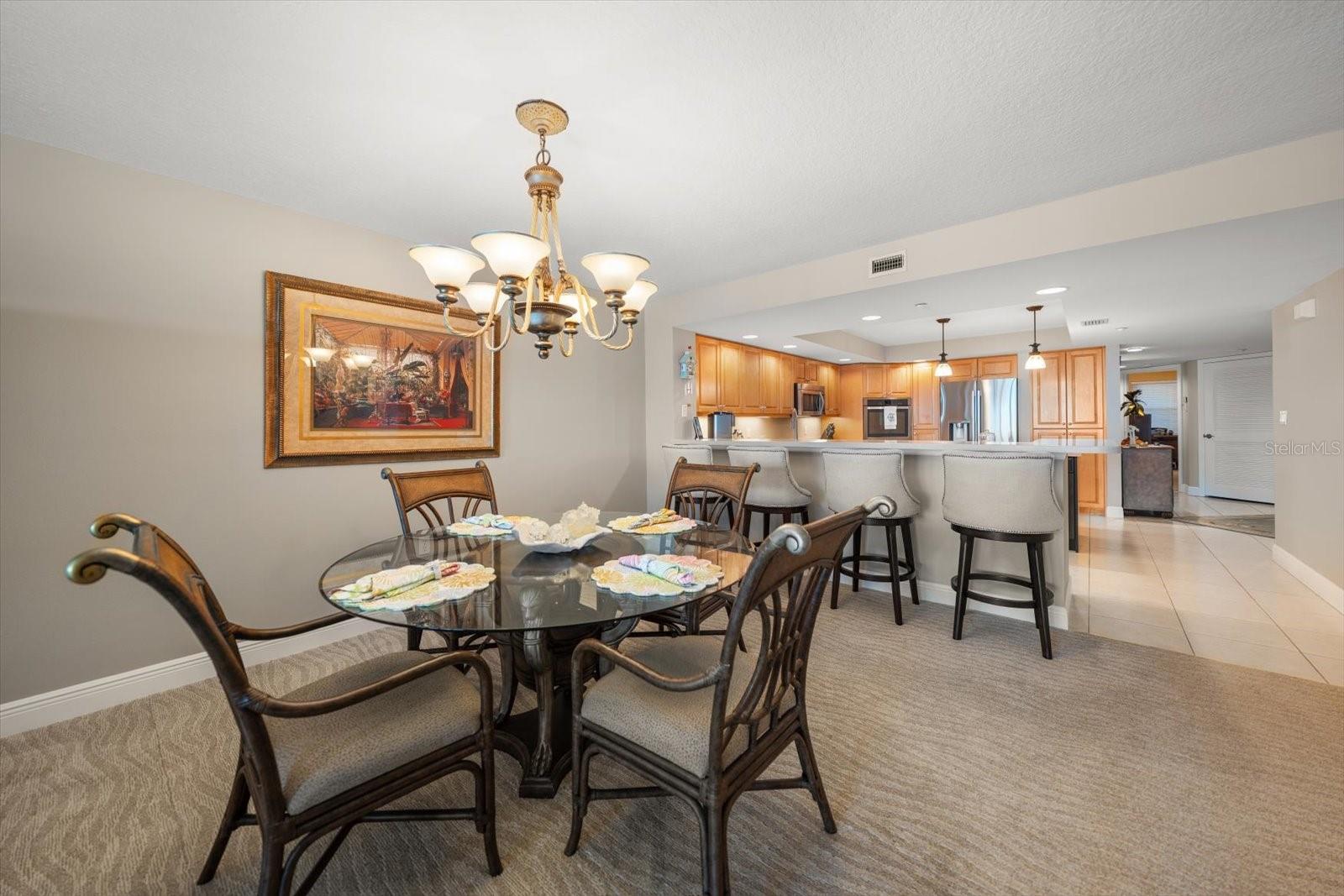 Image 13 of 42 For 16326 Gulf Boulevard 206