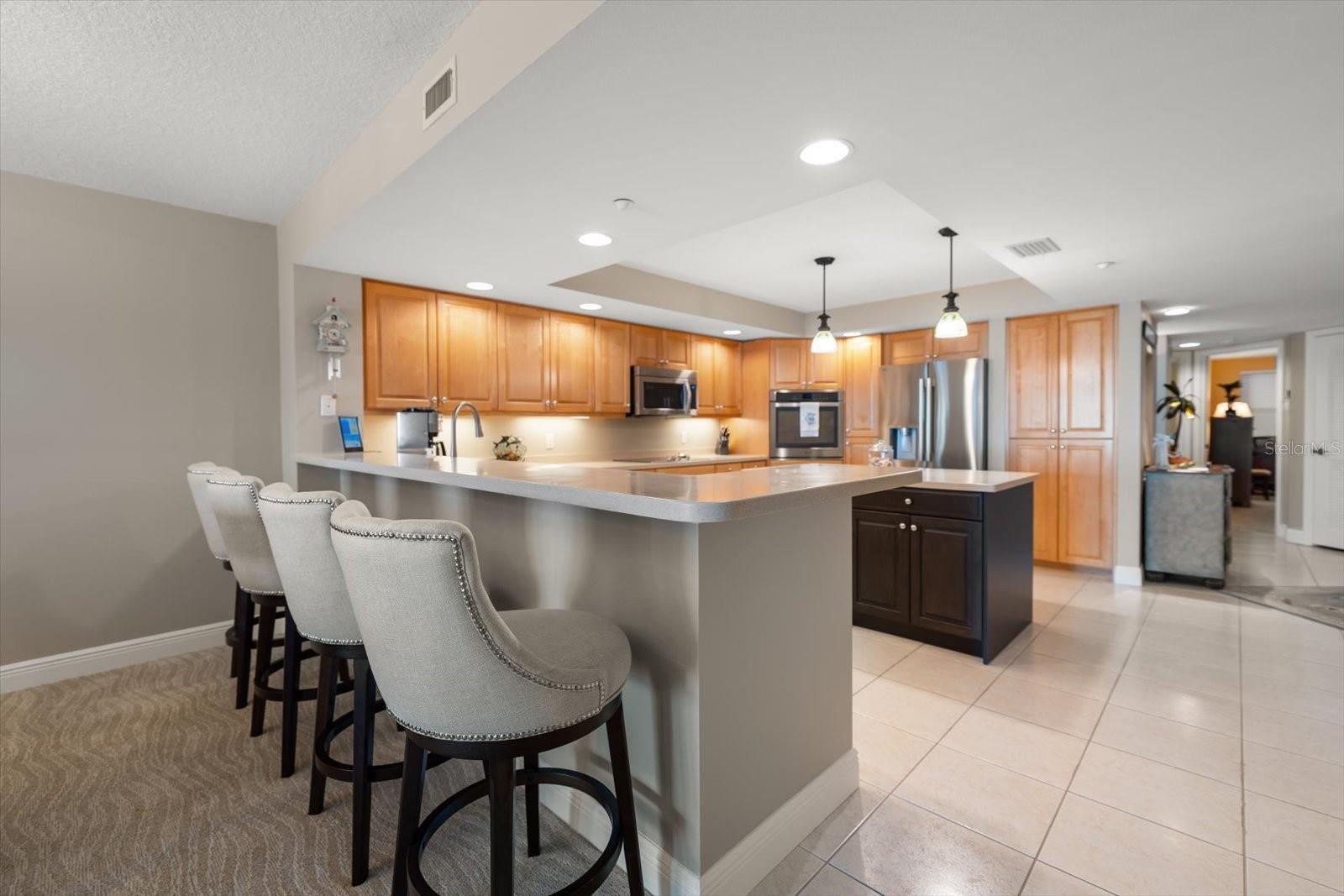 Image 15 of 42 For 16326 Gulf Boulevard 206