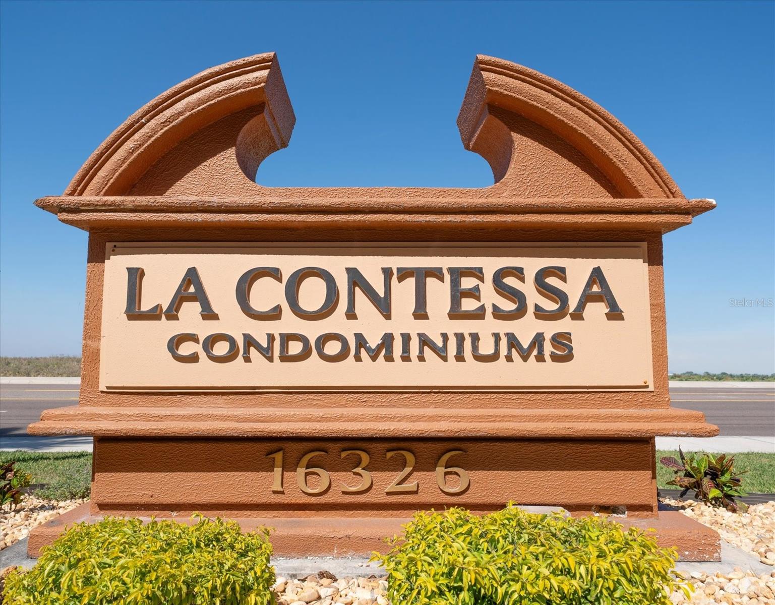 Image 2 of 42 For 16326 Gulf Boulevard 206