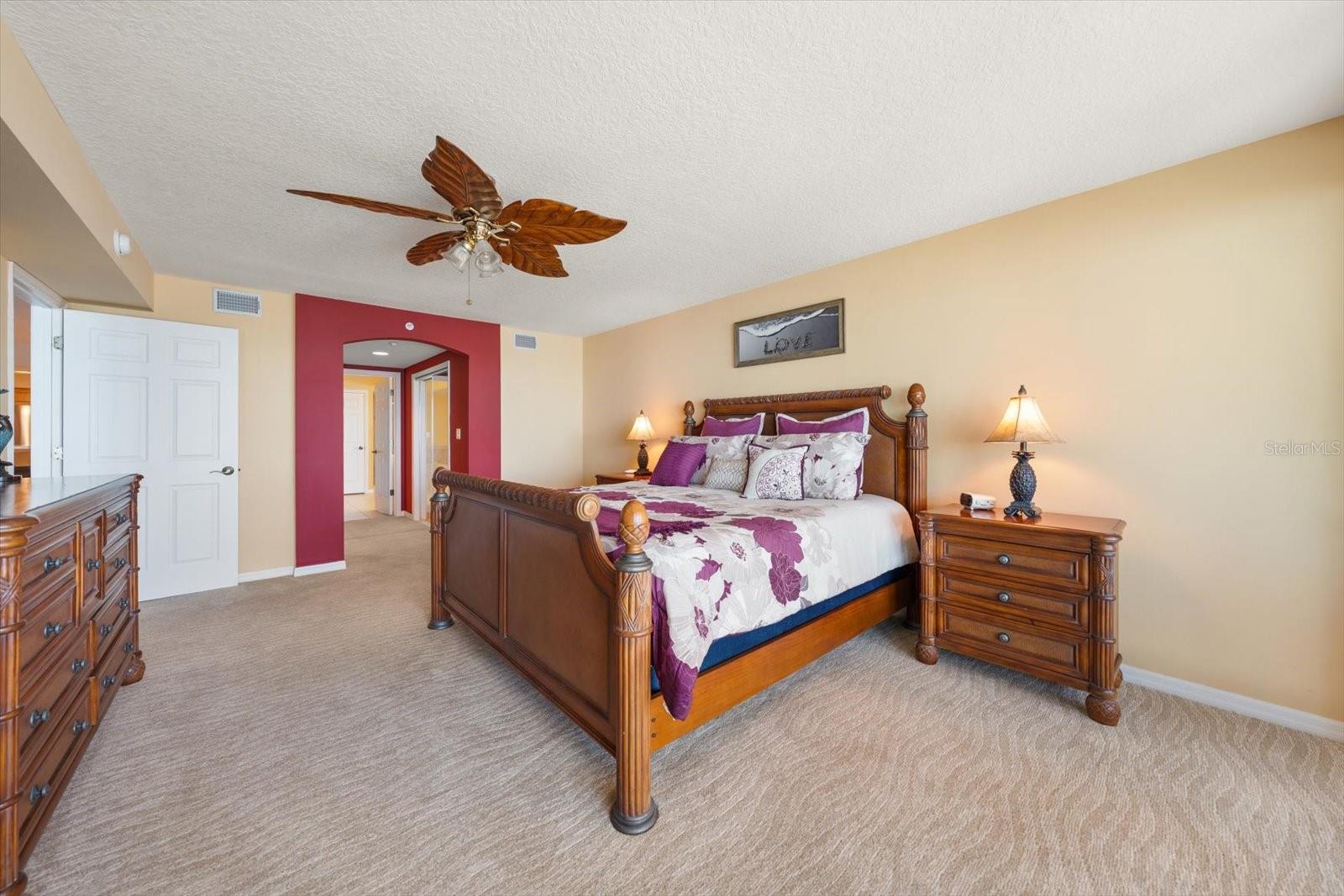 Image 21 of 42 For 16326 Gulf Boulevard 206