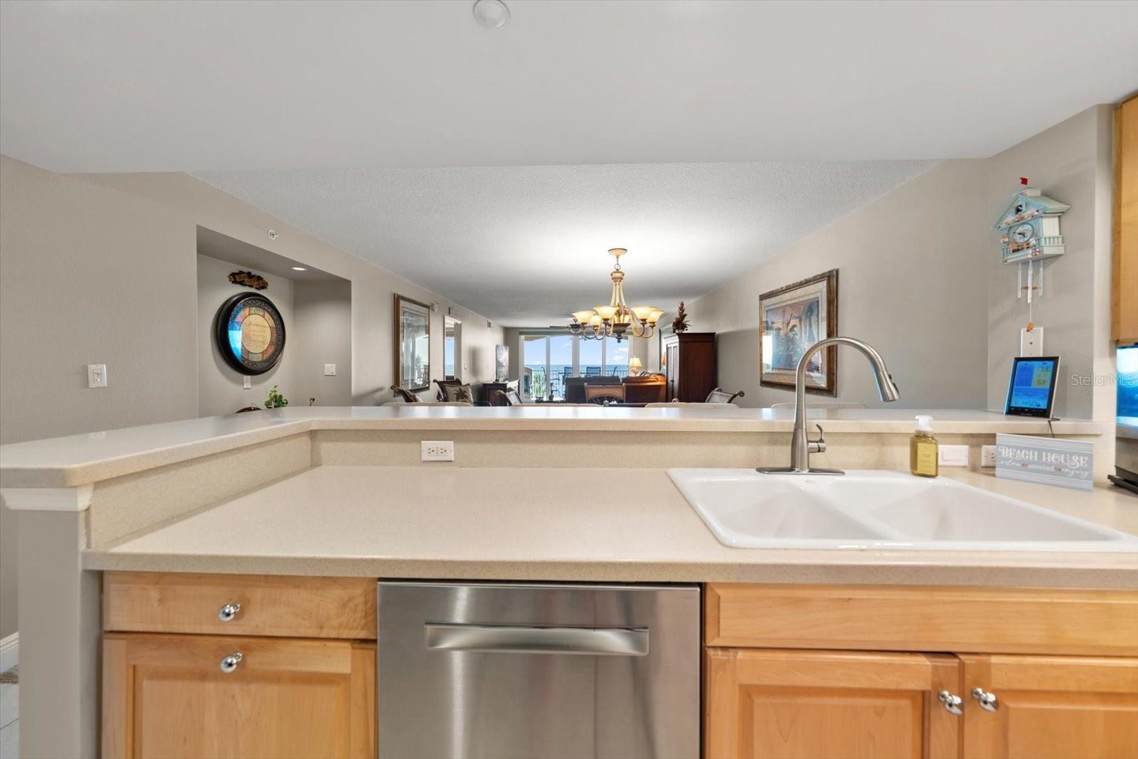 Image 27 of 42 For 16326 Gulf Boulevard 206