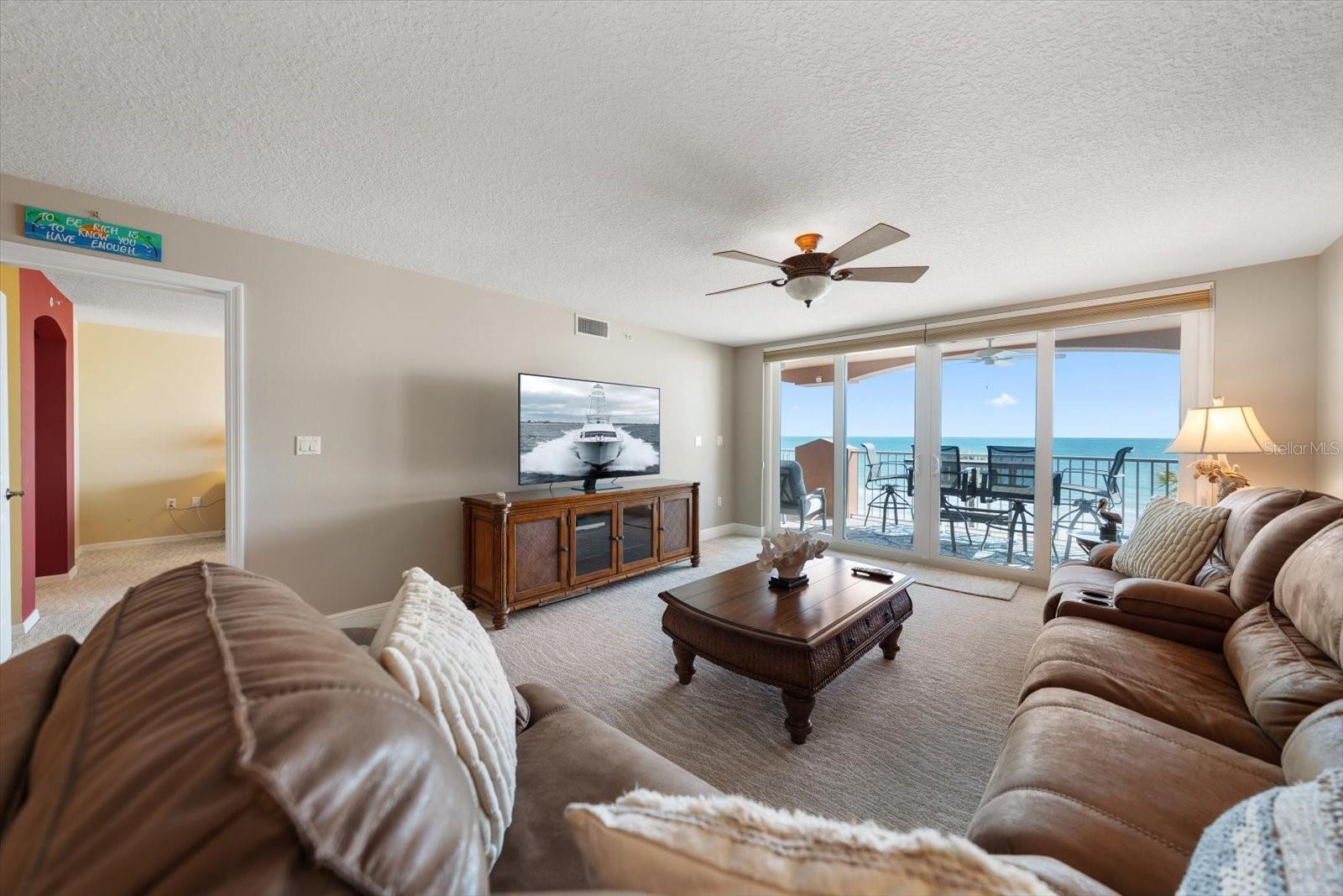 Image 9 of 42 For 16326 Gulf Boulevard 206