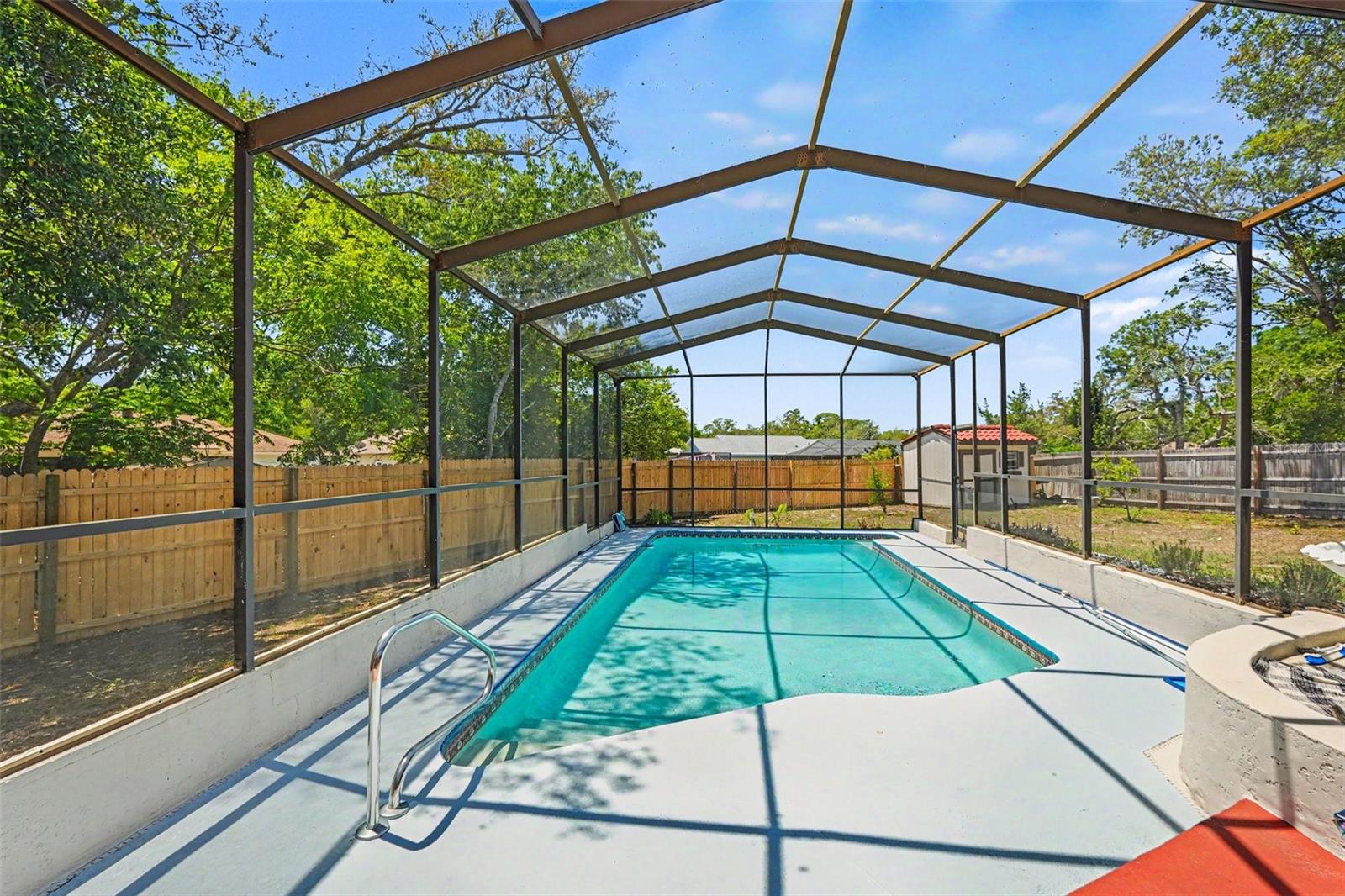 Image 14 of 18 For 8130 English Elm Circle