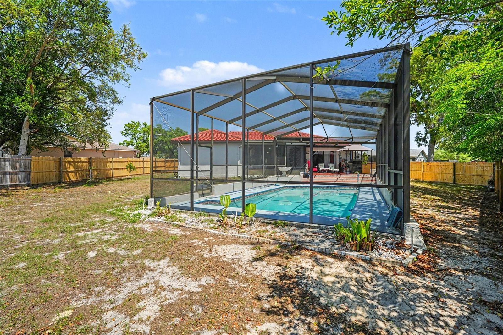 Image 15 of 18 For 8130 English Elm Circle