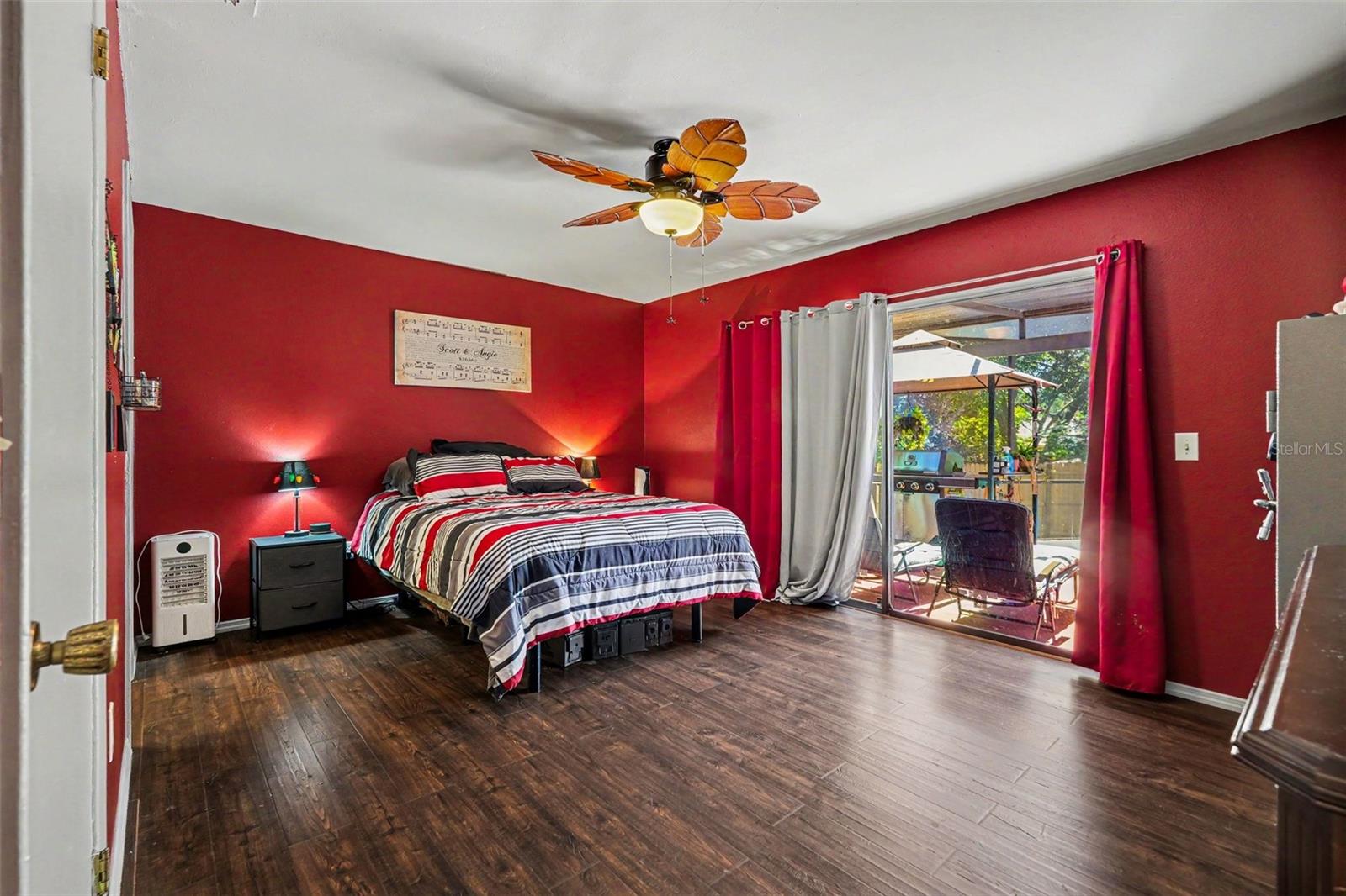 Image 8 of 18 For 8130 English Elm Circle