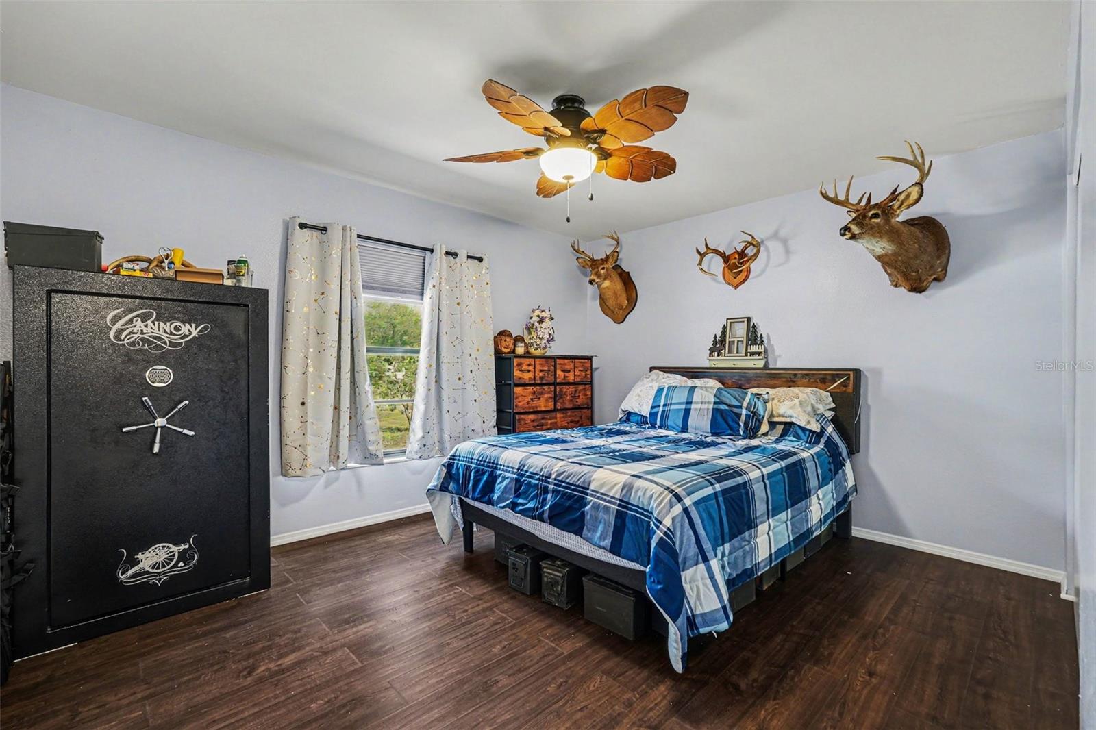 Image 9 of 18 For 8130 English Elm Circle