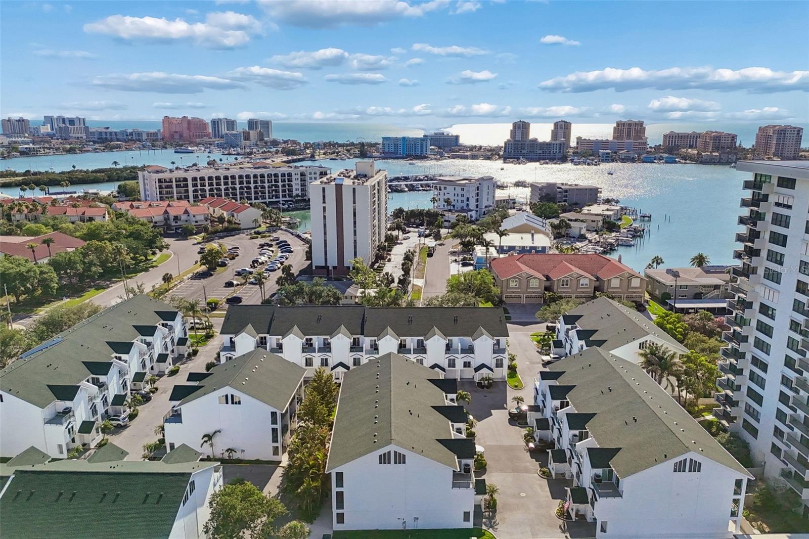 Image 46 of 57 For 320 Island Way 302