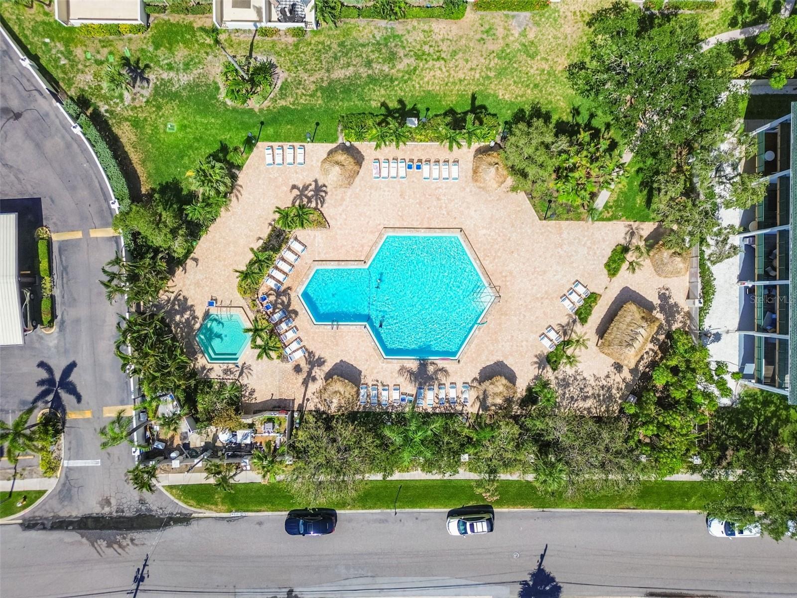 Image 52 of 57 For 320 Island Way 302