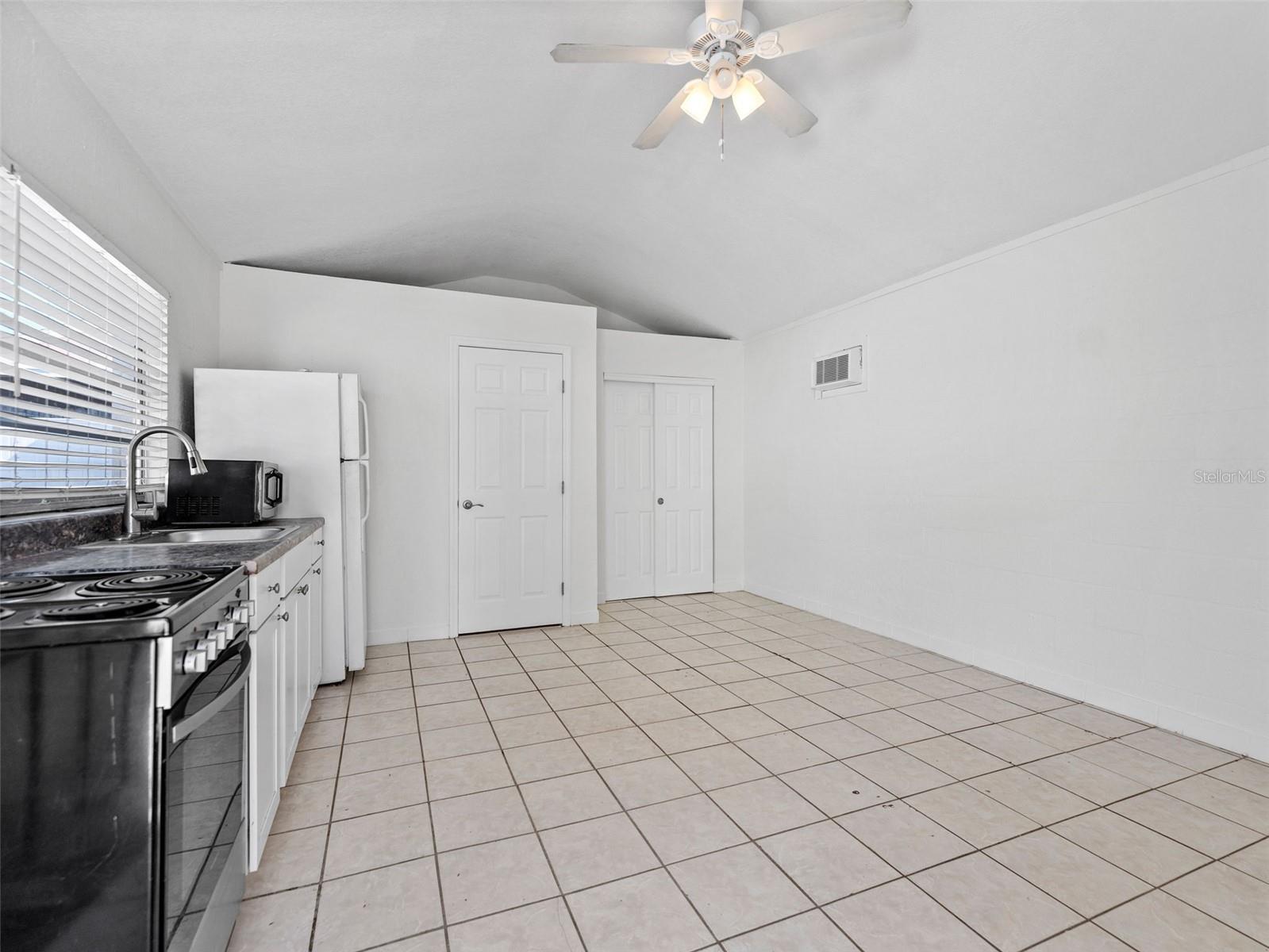 Image 32 of 33 For 2903 Ivy Street