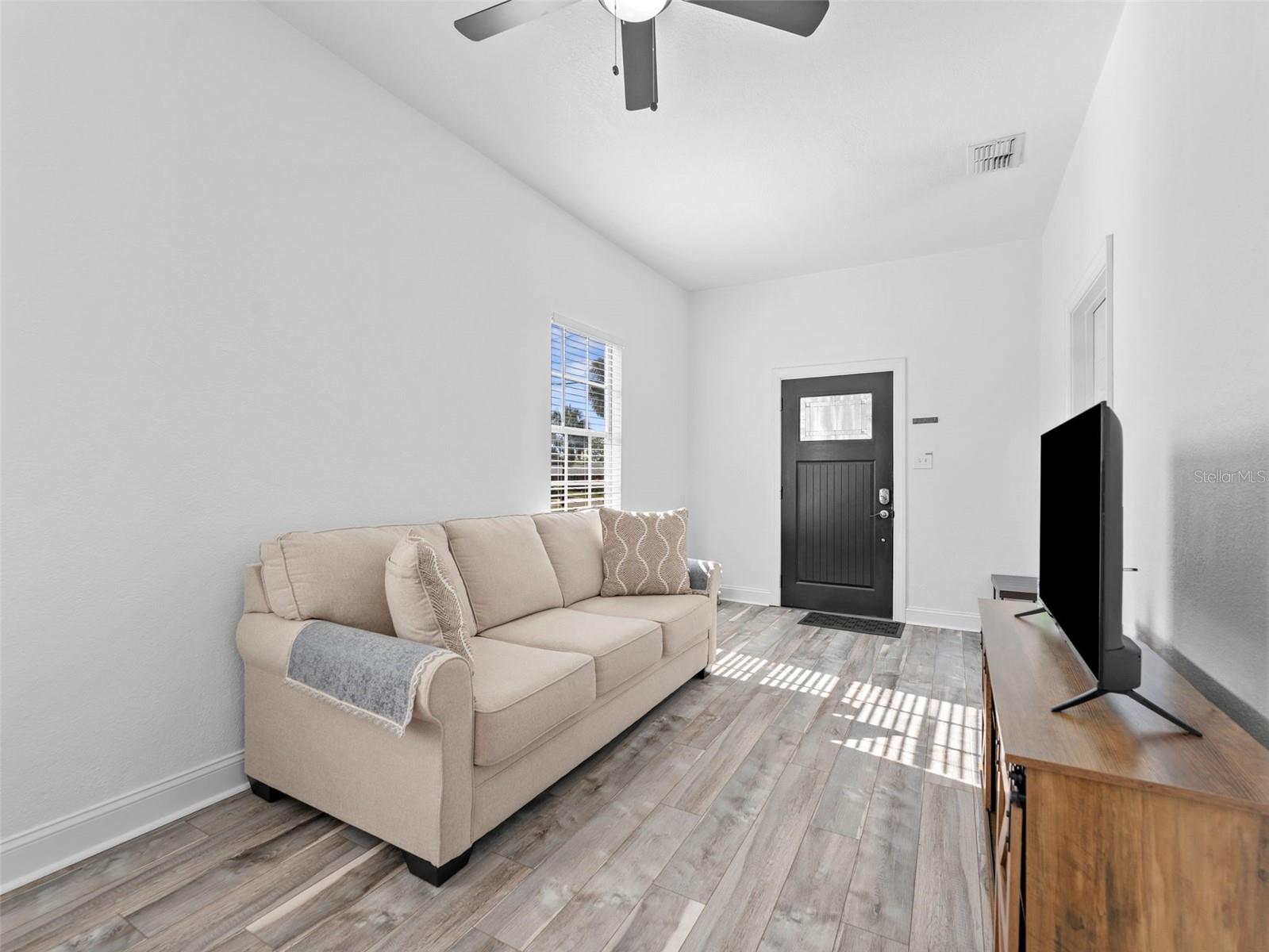 Image 7 of 33 For 2903 Ivy Street